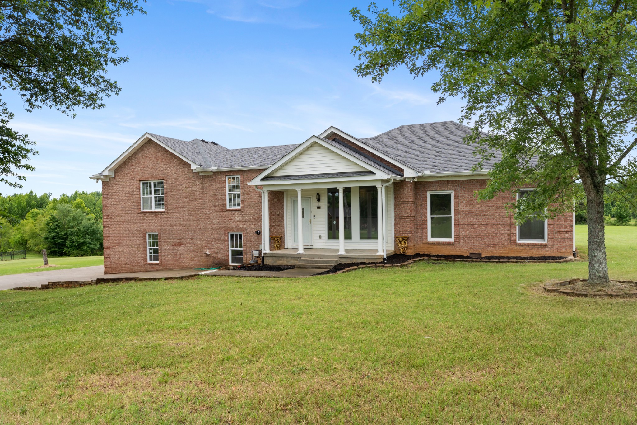 4602 Washington Rd, Greenbrier, TN 37073