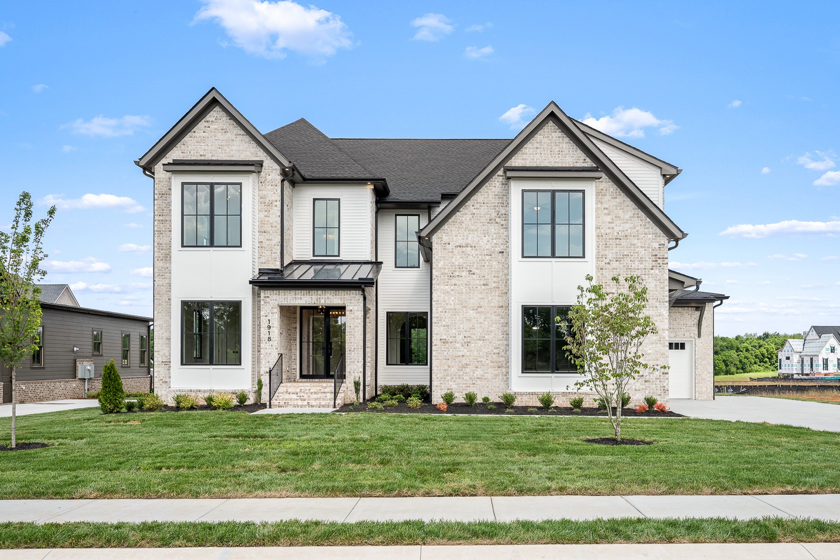 1918 Gene Dixon Dr, Murfreesboro, TN 37129