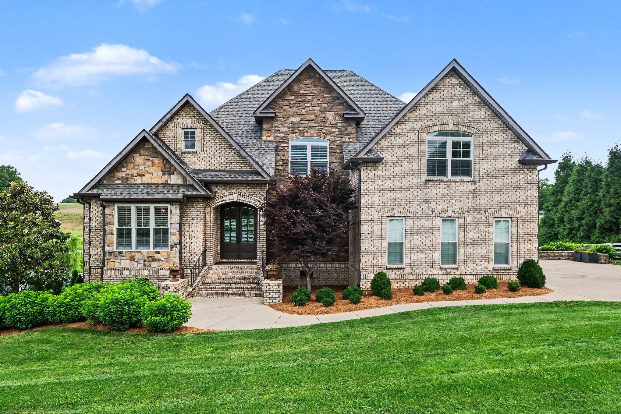 7219 Magnolia Valley Dr, Eagleville, TN 37060