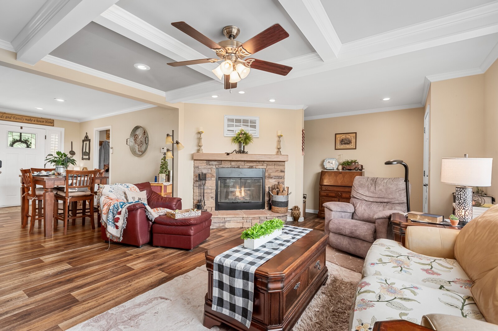 2114 Peach Orchard Rd, Culleoka, TN 38451