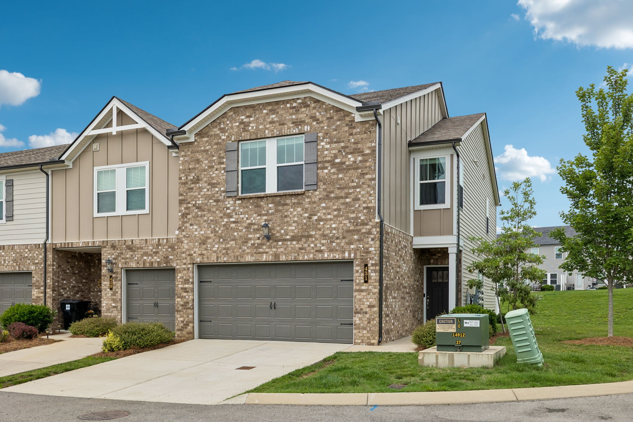 431 Palmetto Dr, Columbia, TN 38401