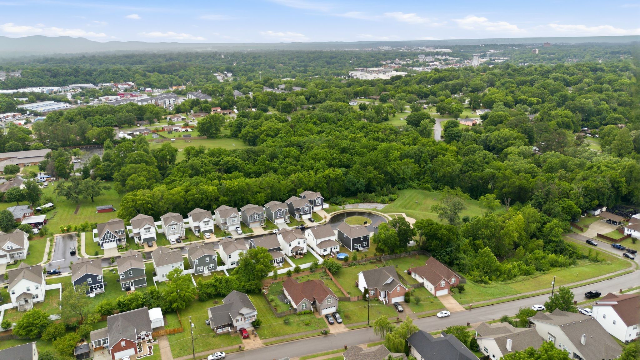 744 Caraway Ln, Nashville, TN 37211