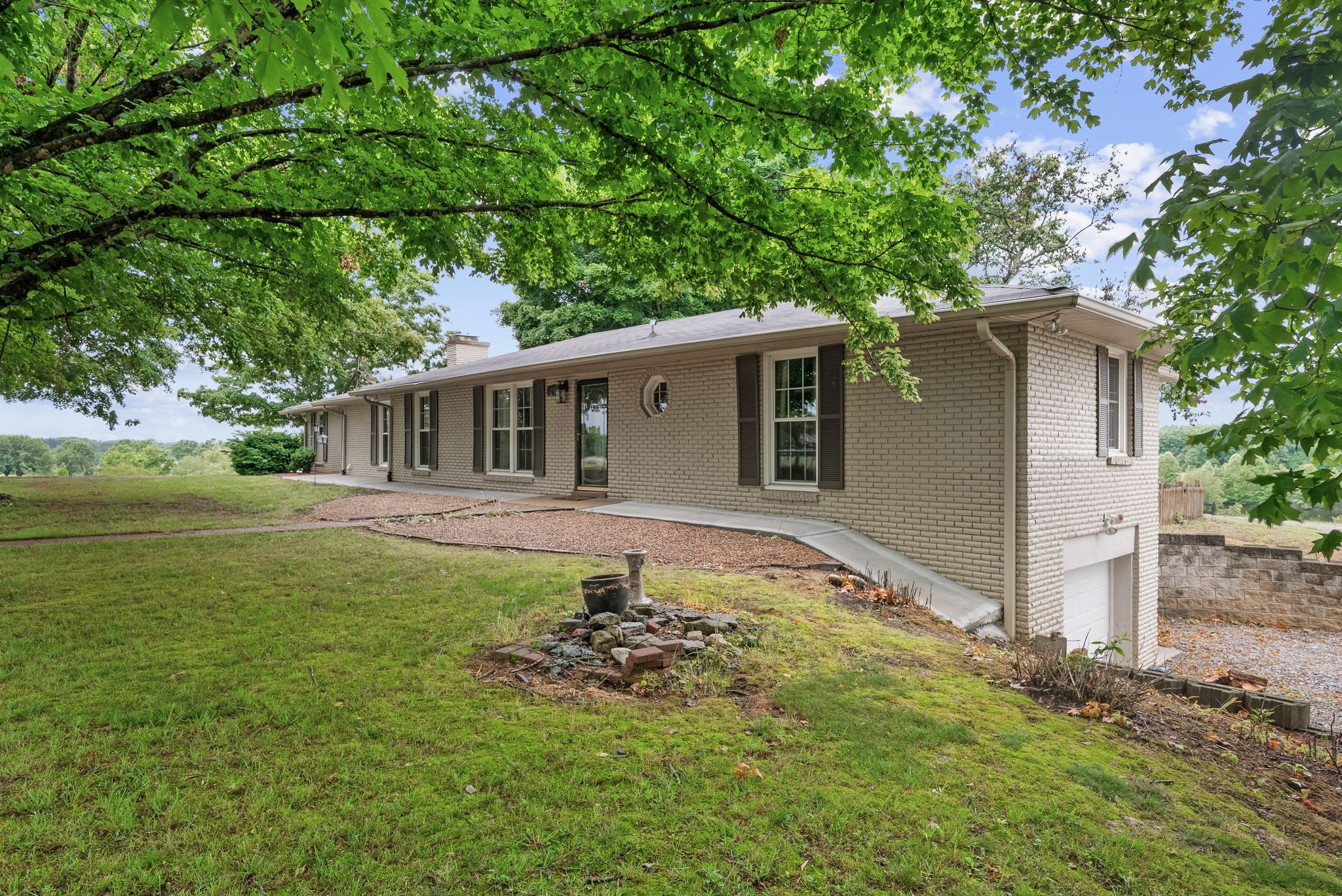 7200 Shoals Branch Rd, Primm Springs, TN 38476