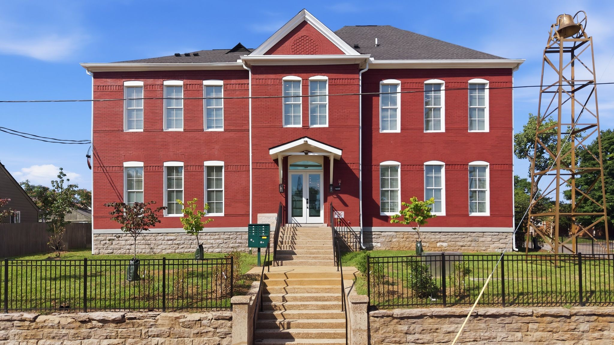 1600 10th Ave N #102, Nashville, TN 37208