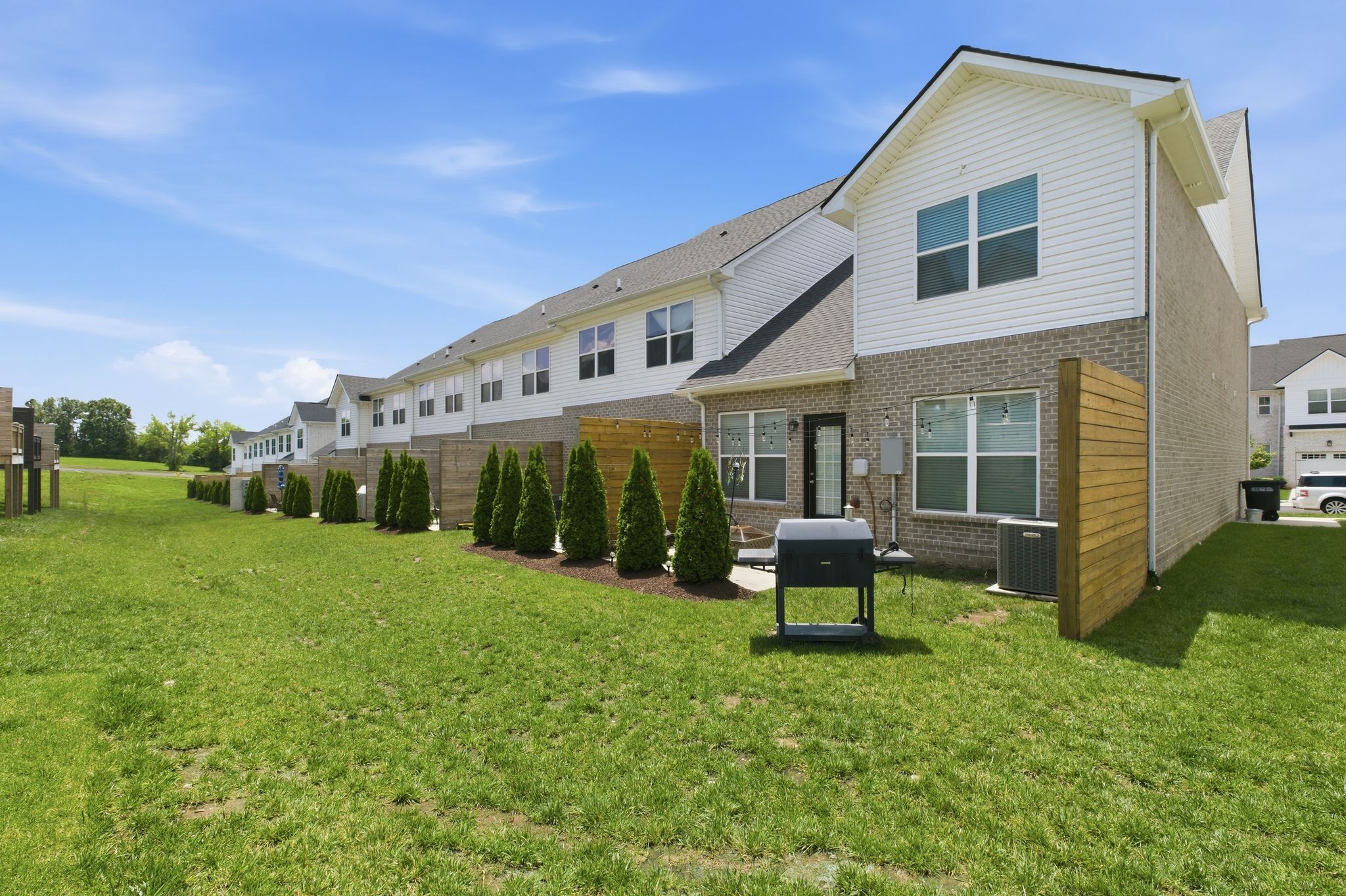 1319 Halter Park Dr, Gallatin, TN 37066