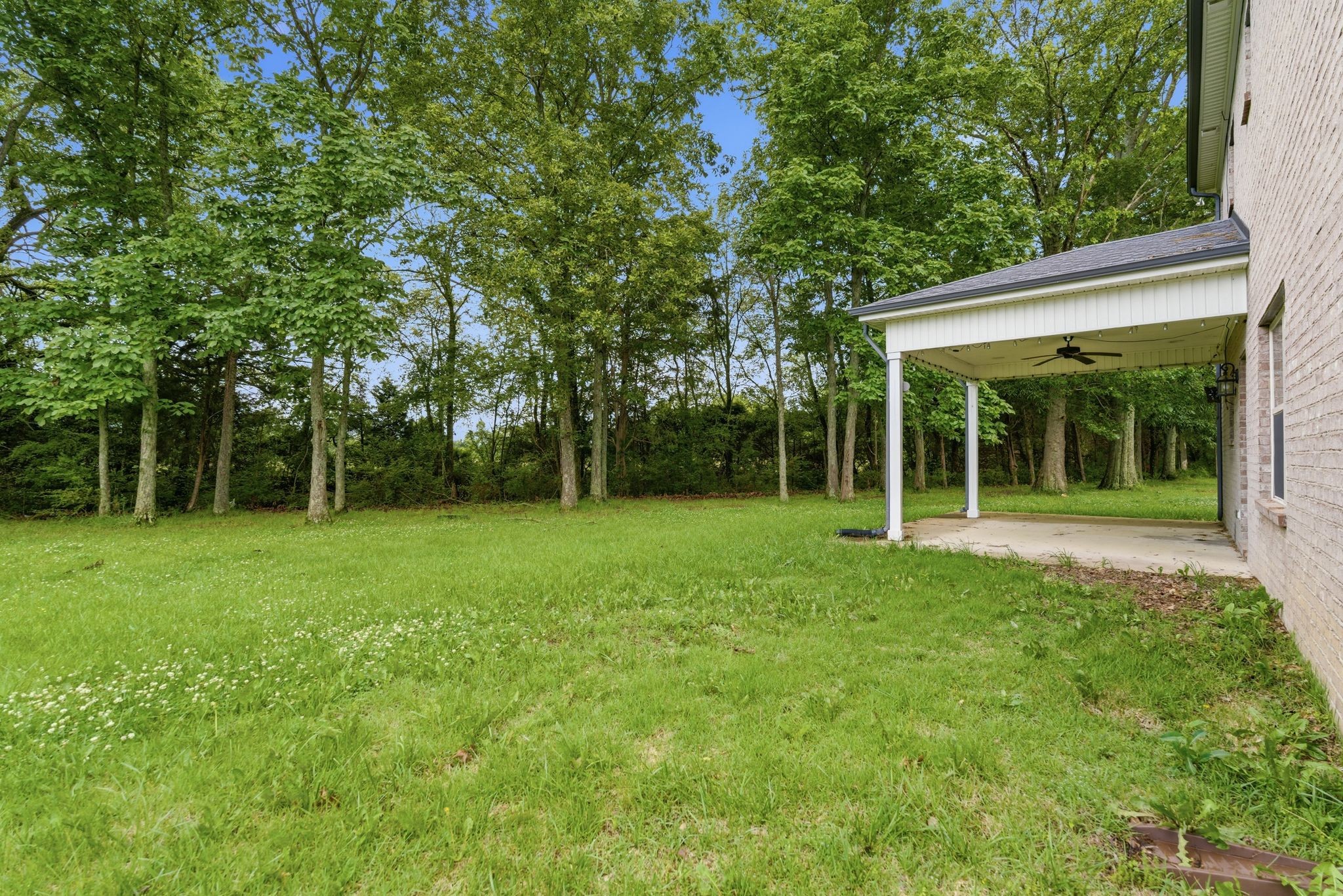 625 Eagleview Dr, Eagleville, TN 37060
