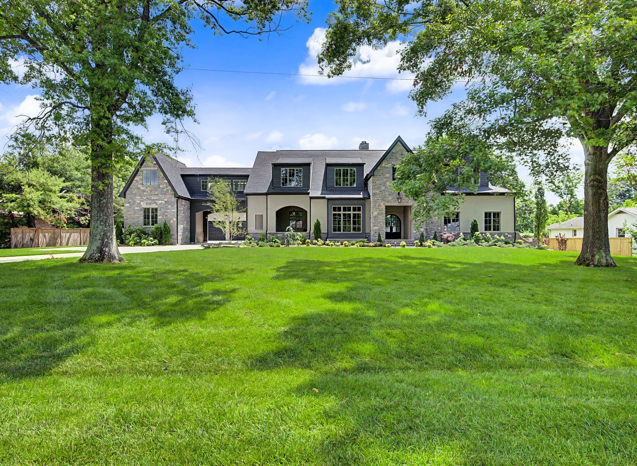 226 Williamsburg Cir, Brentwood, TN 37027