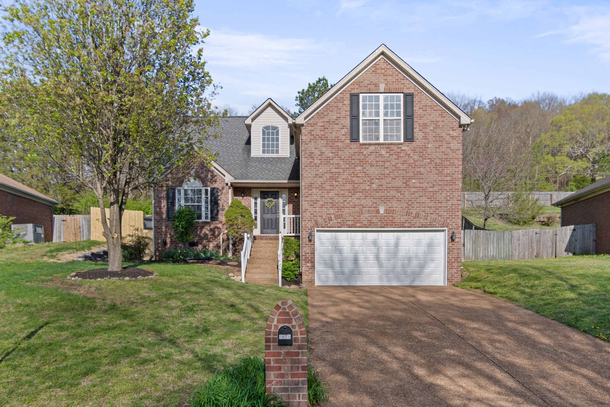 7825 Farmington Pl, Nashville, TN 37221