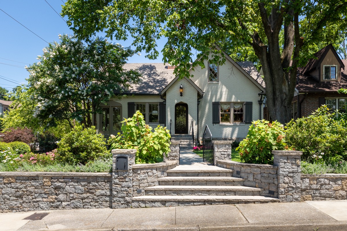 2720 W Linden Ave, Nashville, TN 37212