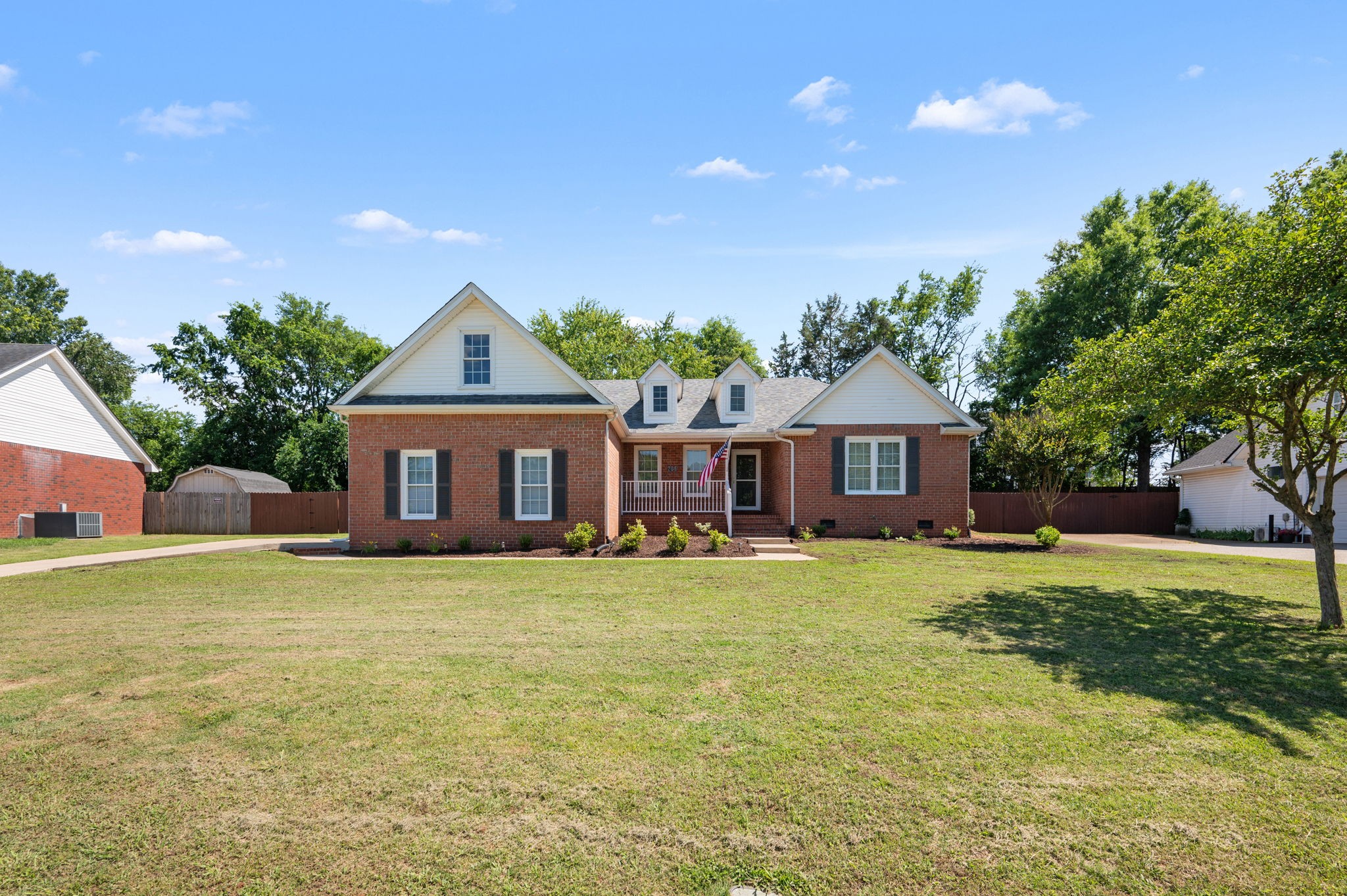 206 Brentmeade Dr, Murfreesboro, TN 37130