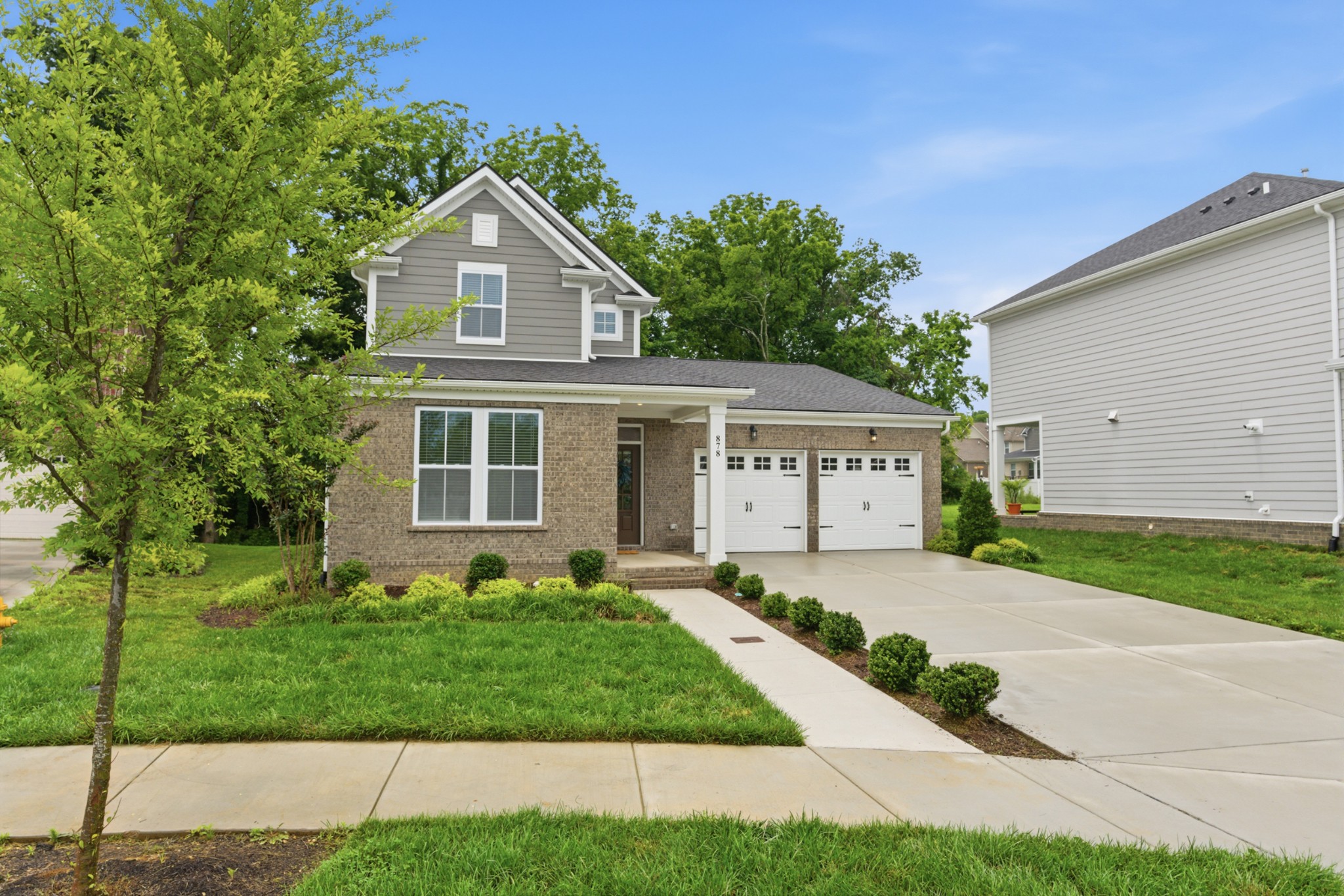 878 Nightingale Ave, Hendersonville, TN 37075