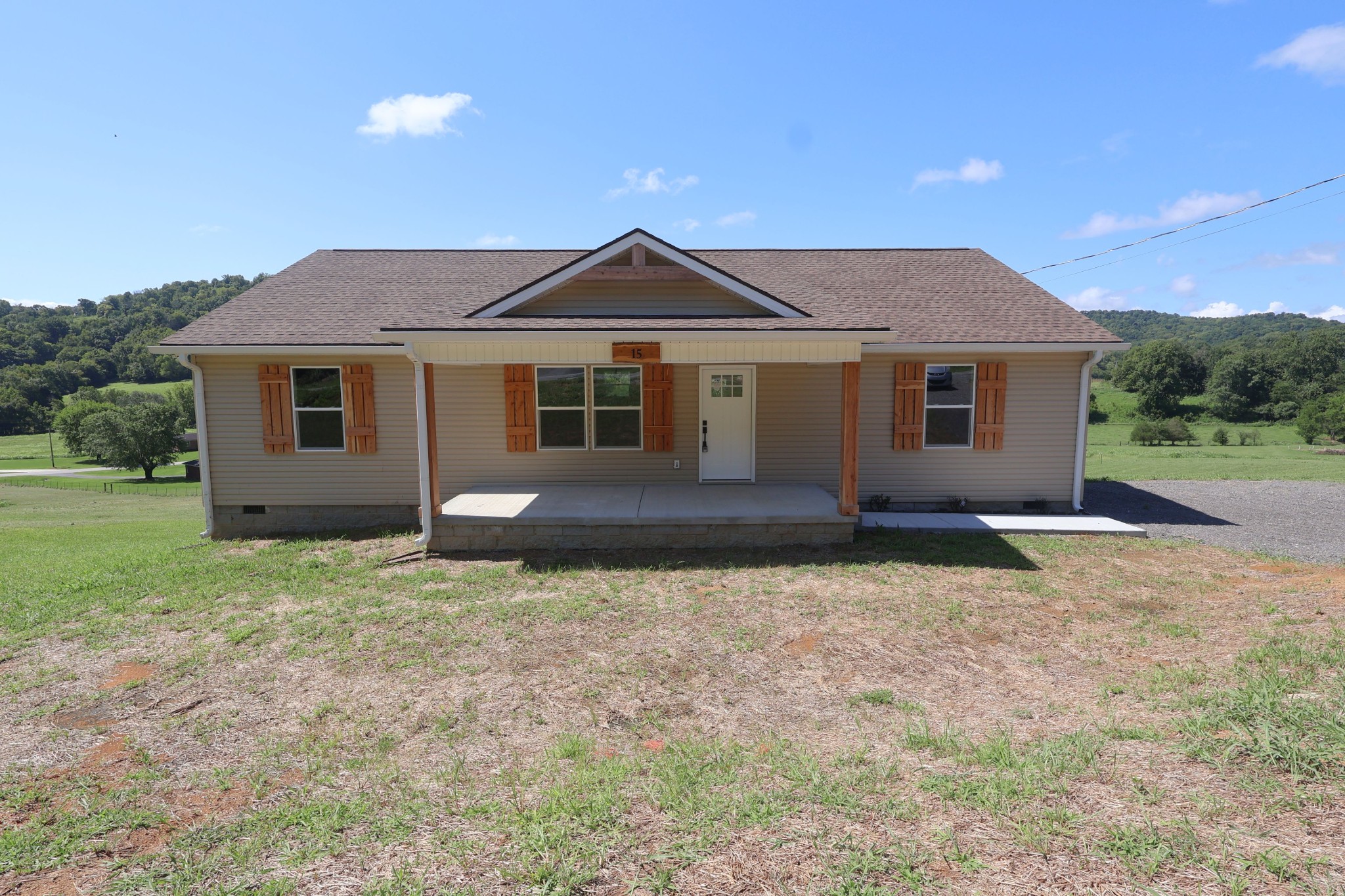 15 Wilkerson Hollow Ln, Brush Creek, TN 38547
