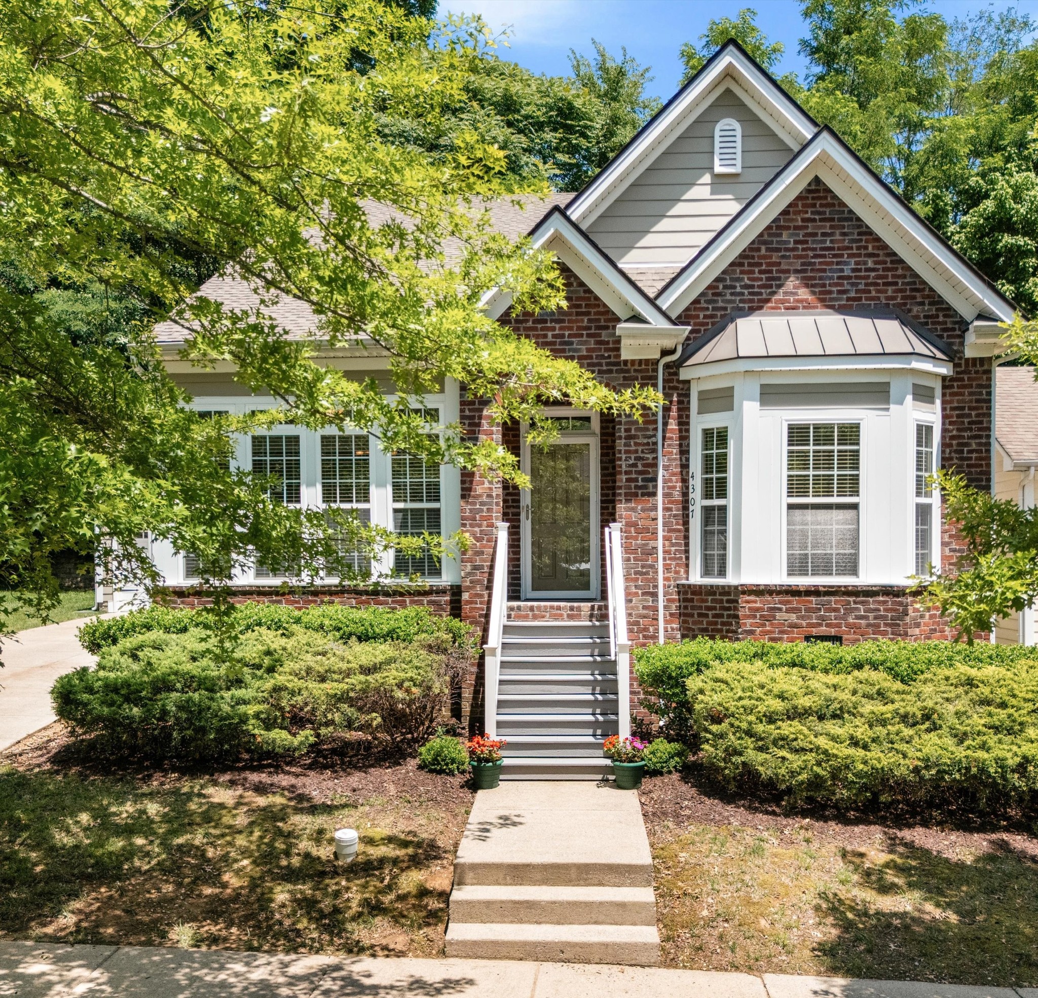 4307 Barnes Cove Dr, Nashville, TN 37211