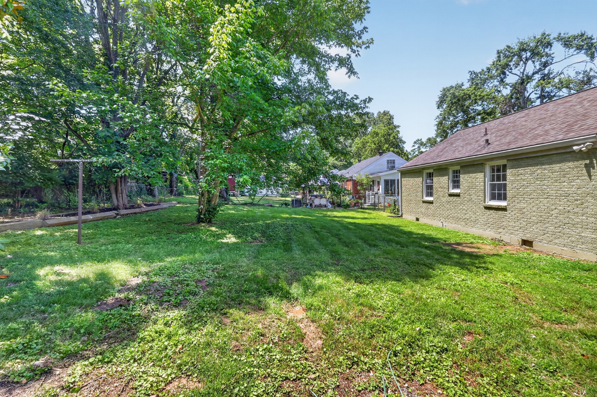 2217 Pinewood Rd, Nashville, TN 37216