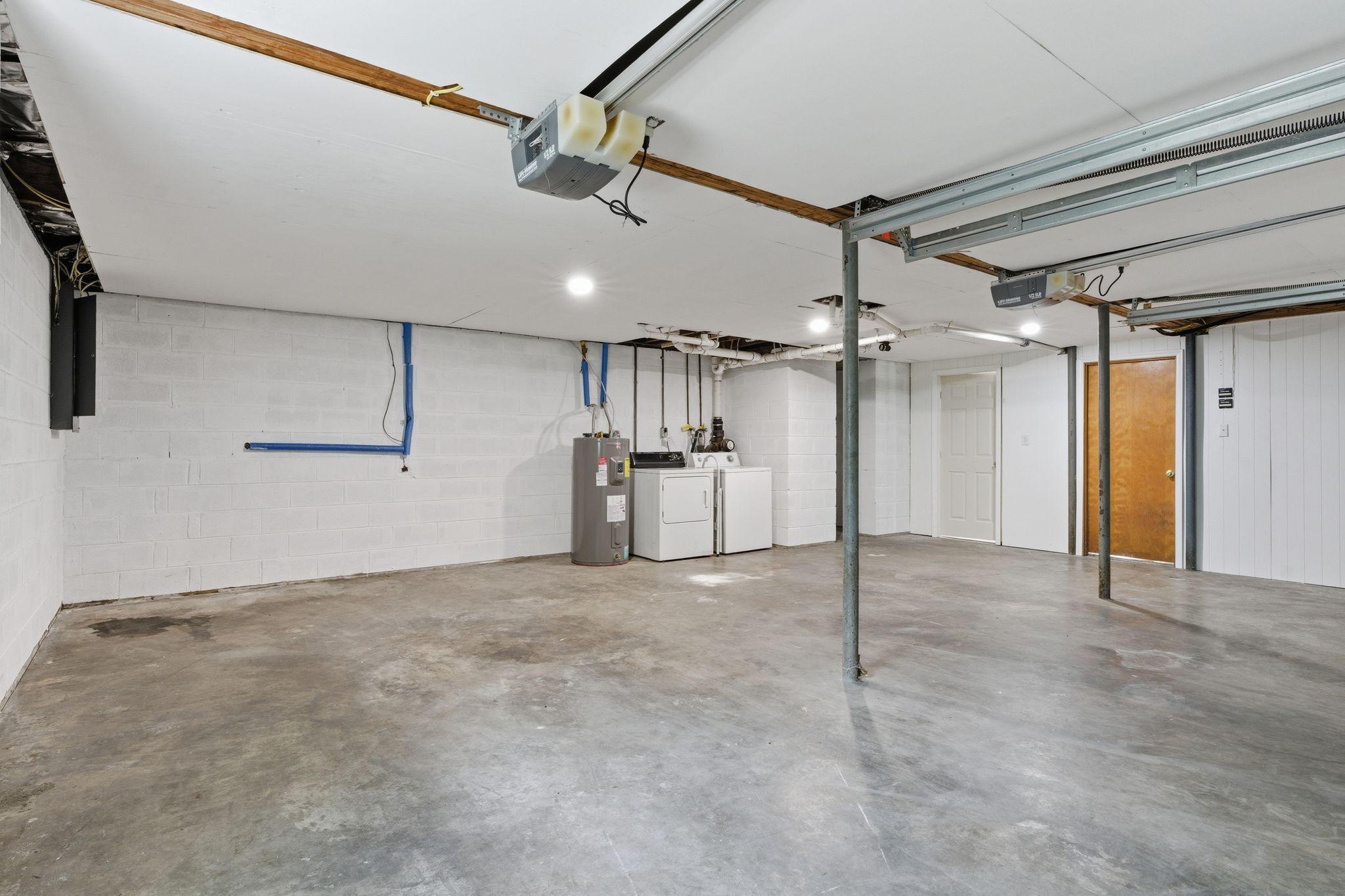 425 Glenpark Dr, Nashville, TN 37217