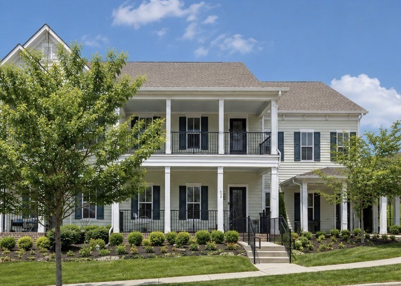 2355 Fairchild Cir #102, Nolensville, TN 37135