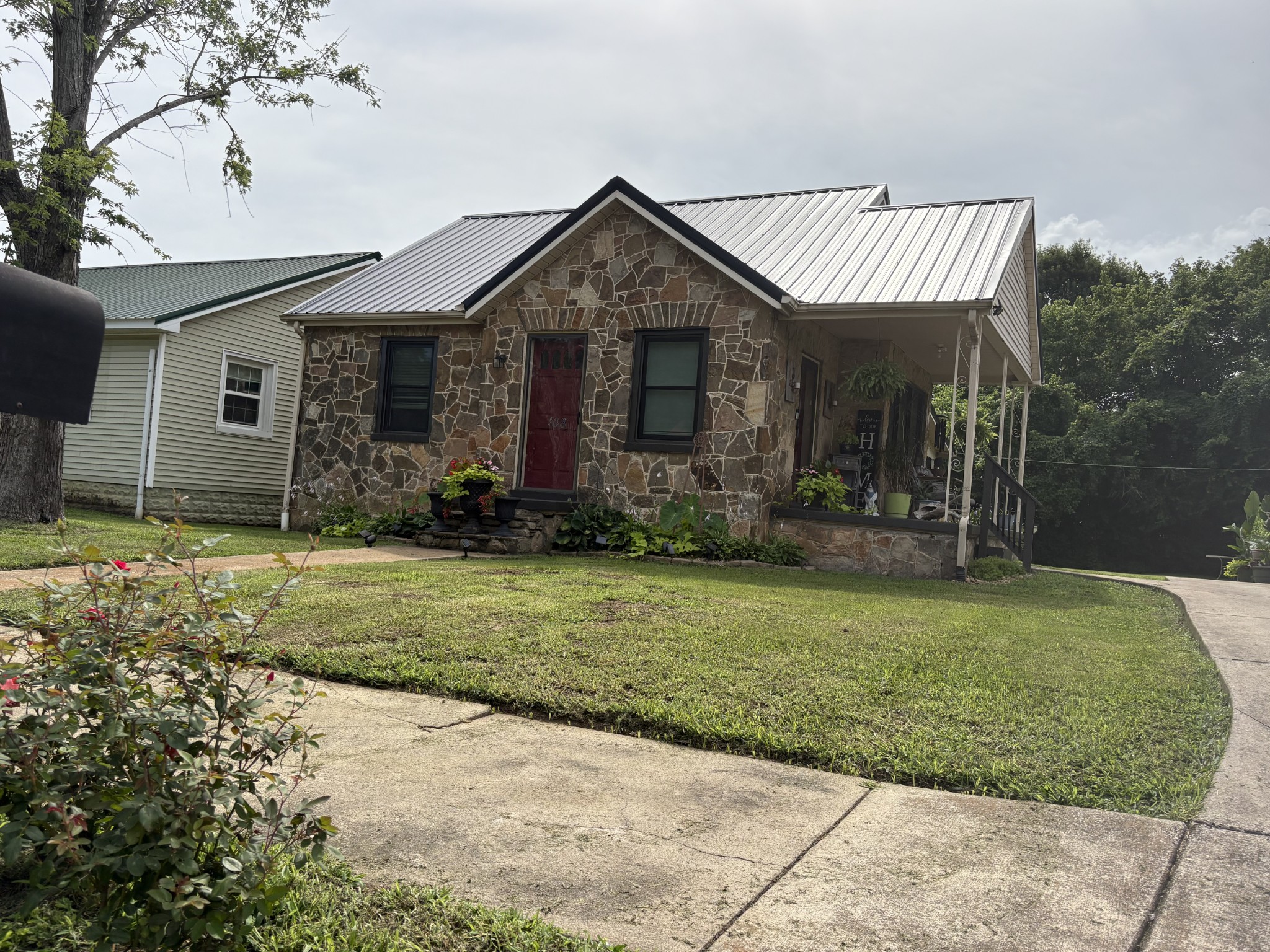 108 Greenwood St, Mount Pleasant, TN 38474