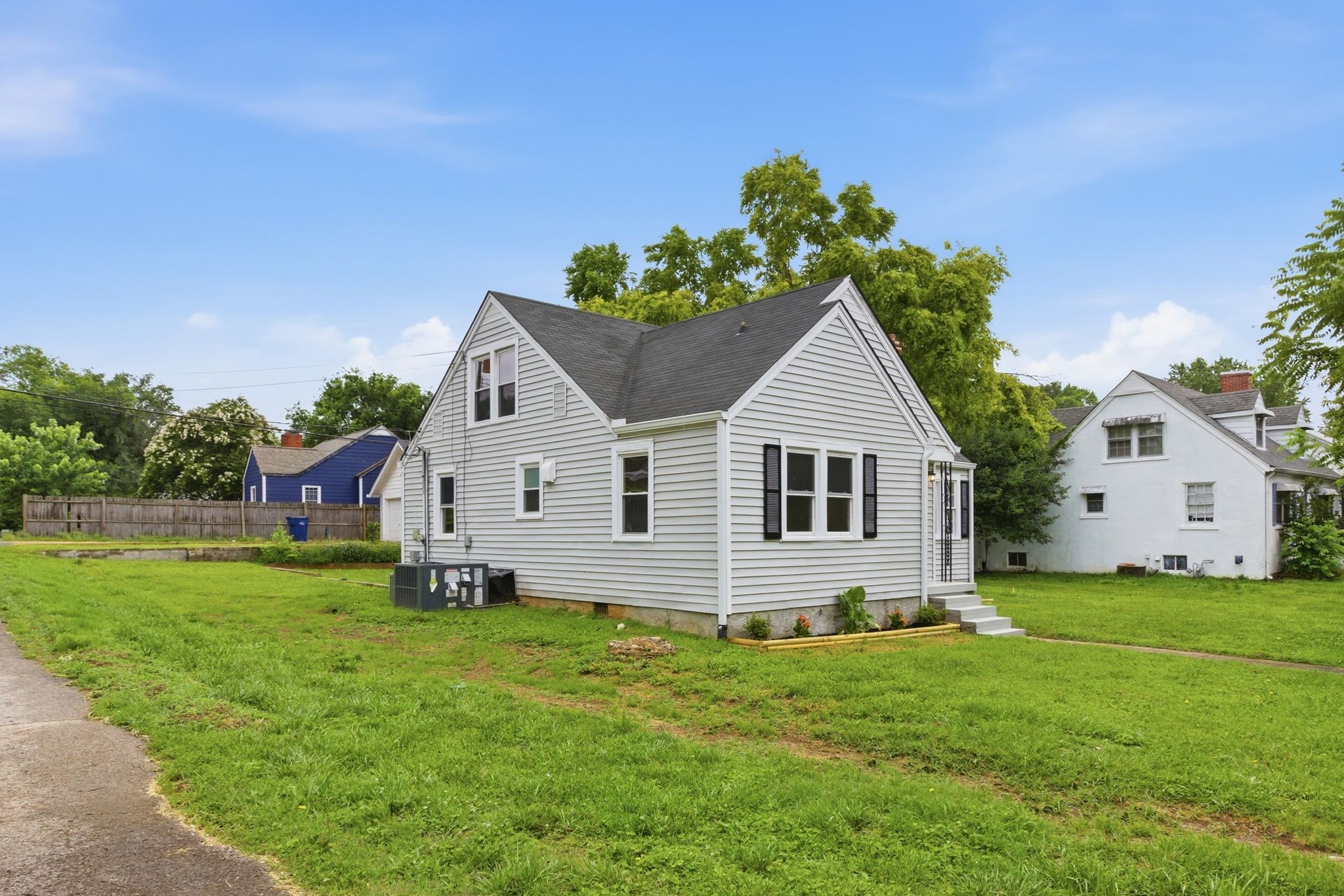 406 Pickens Ln, Columbia, TN 38401