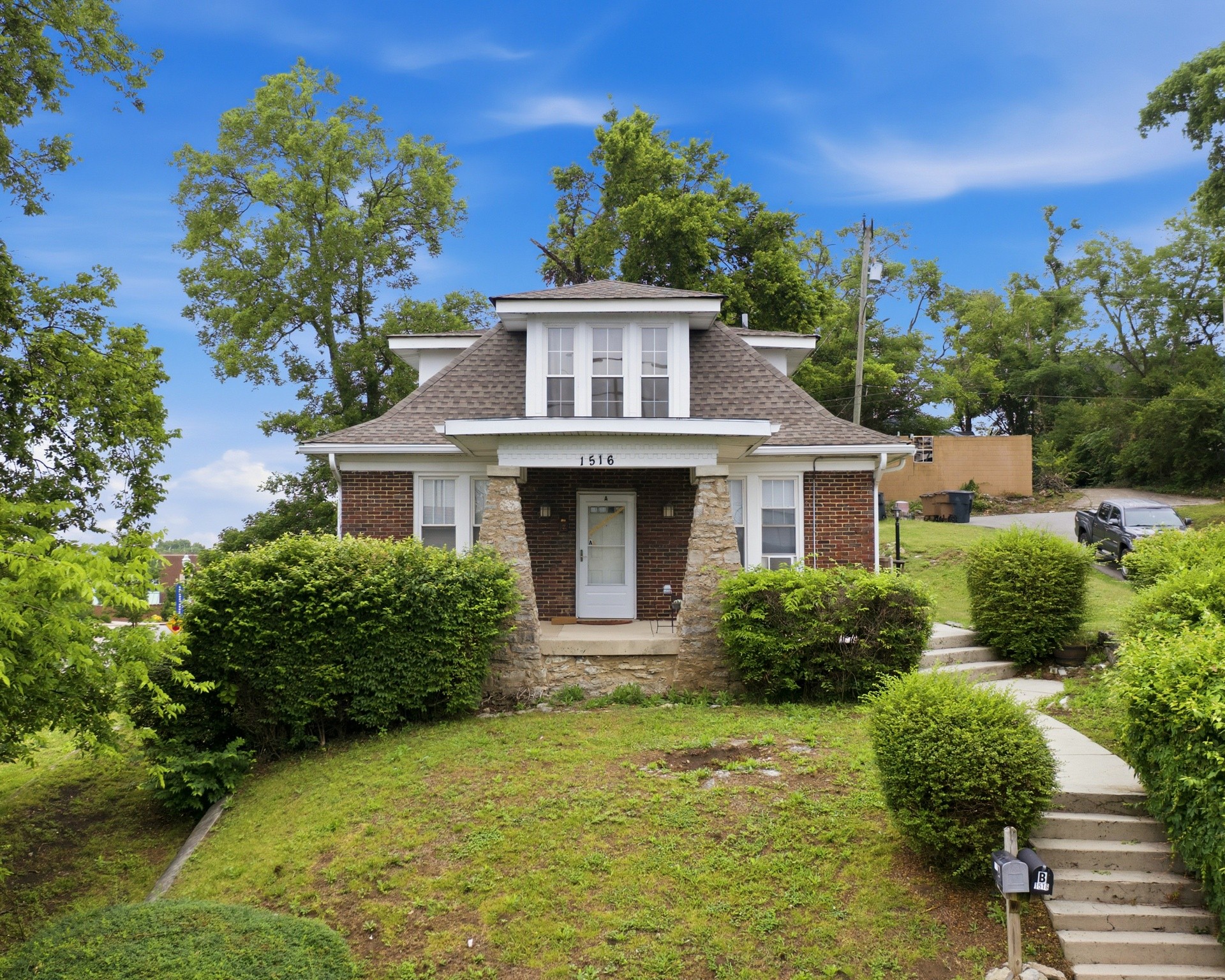1516 Compton Ave, Nashville, TN 37212