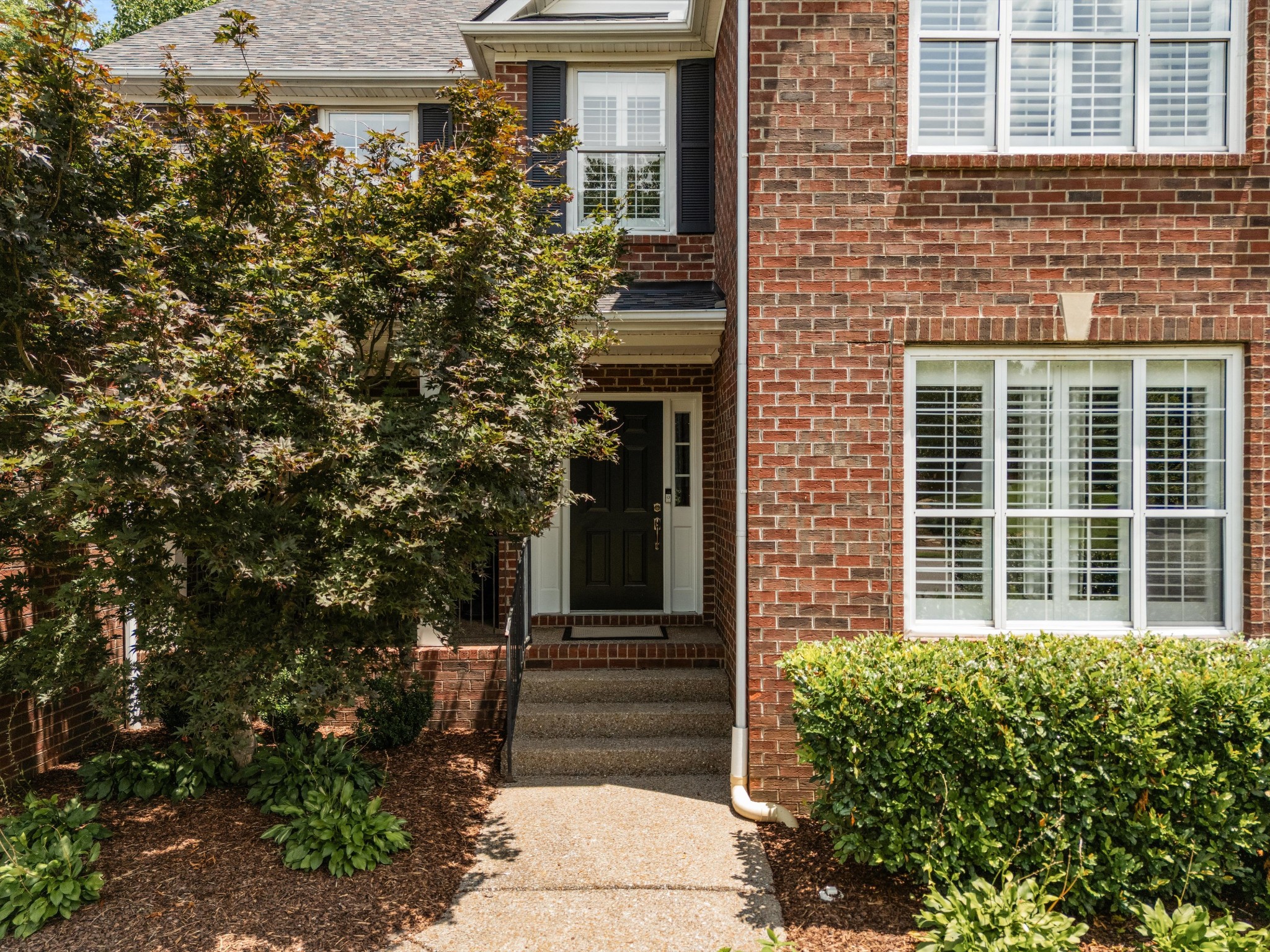 5541 Traceside Dr, Nashville, TN 37221