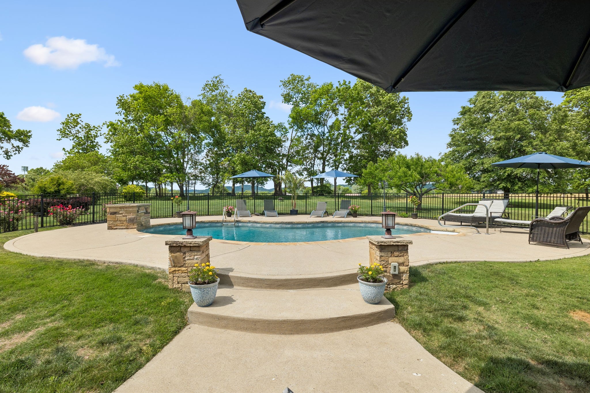 1032 Harness Cir, Gallatin, TN 37066