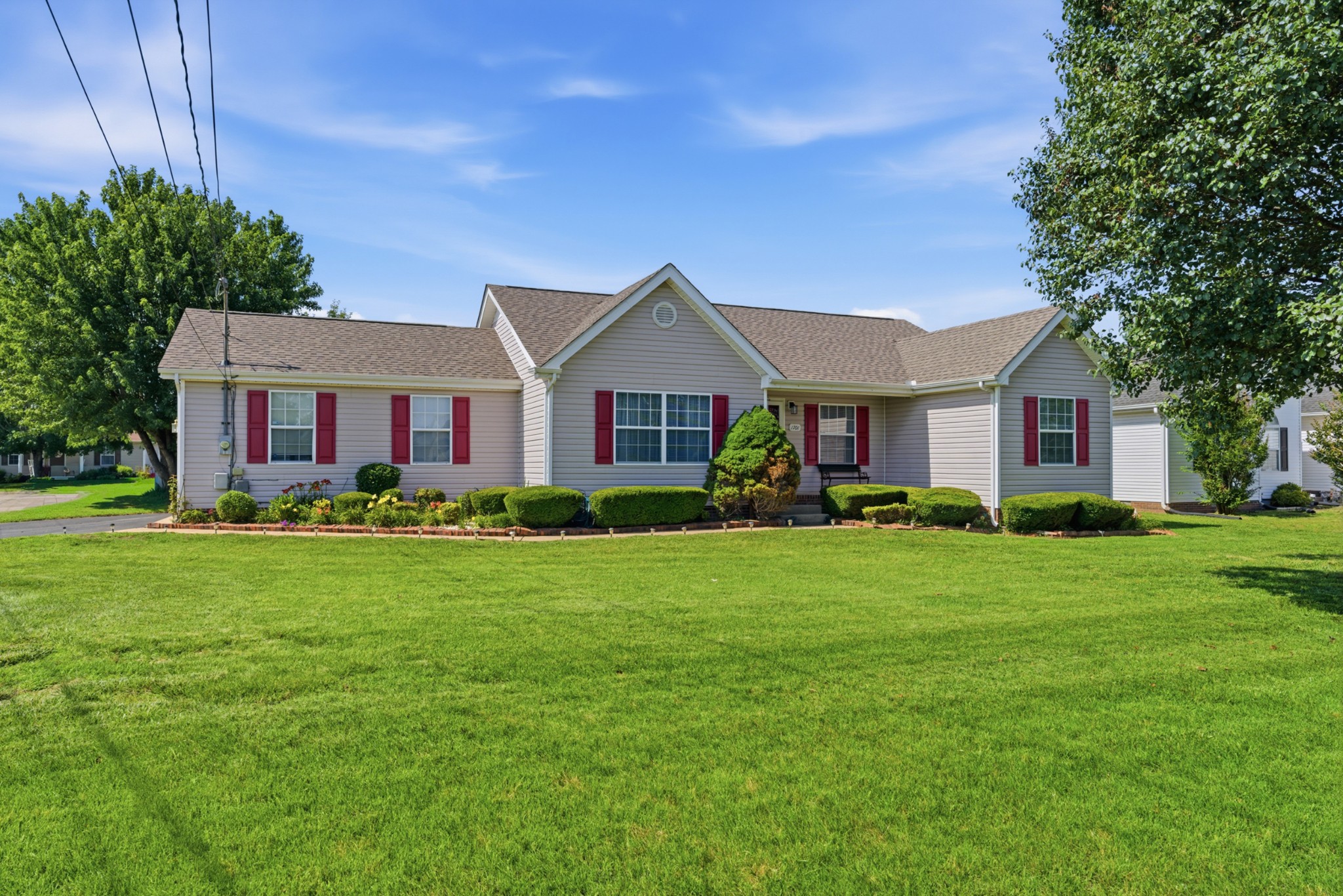 1701 Jamie Dr, Columbia, TN 38401