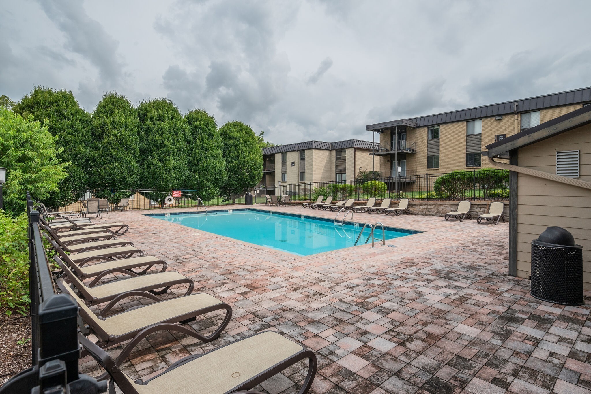 6680 Charlotte Pike #D13, Nashville, TN 37209