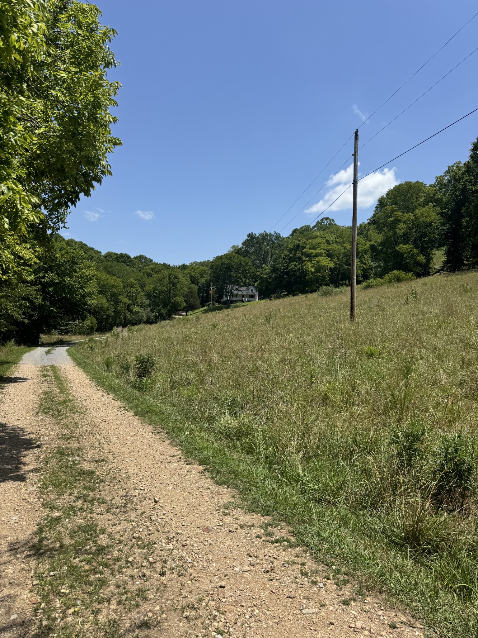 97 Mcclures Bend Ln, Carthage, TN 37030