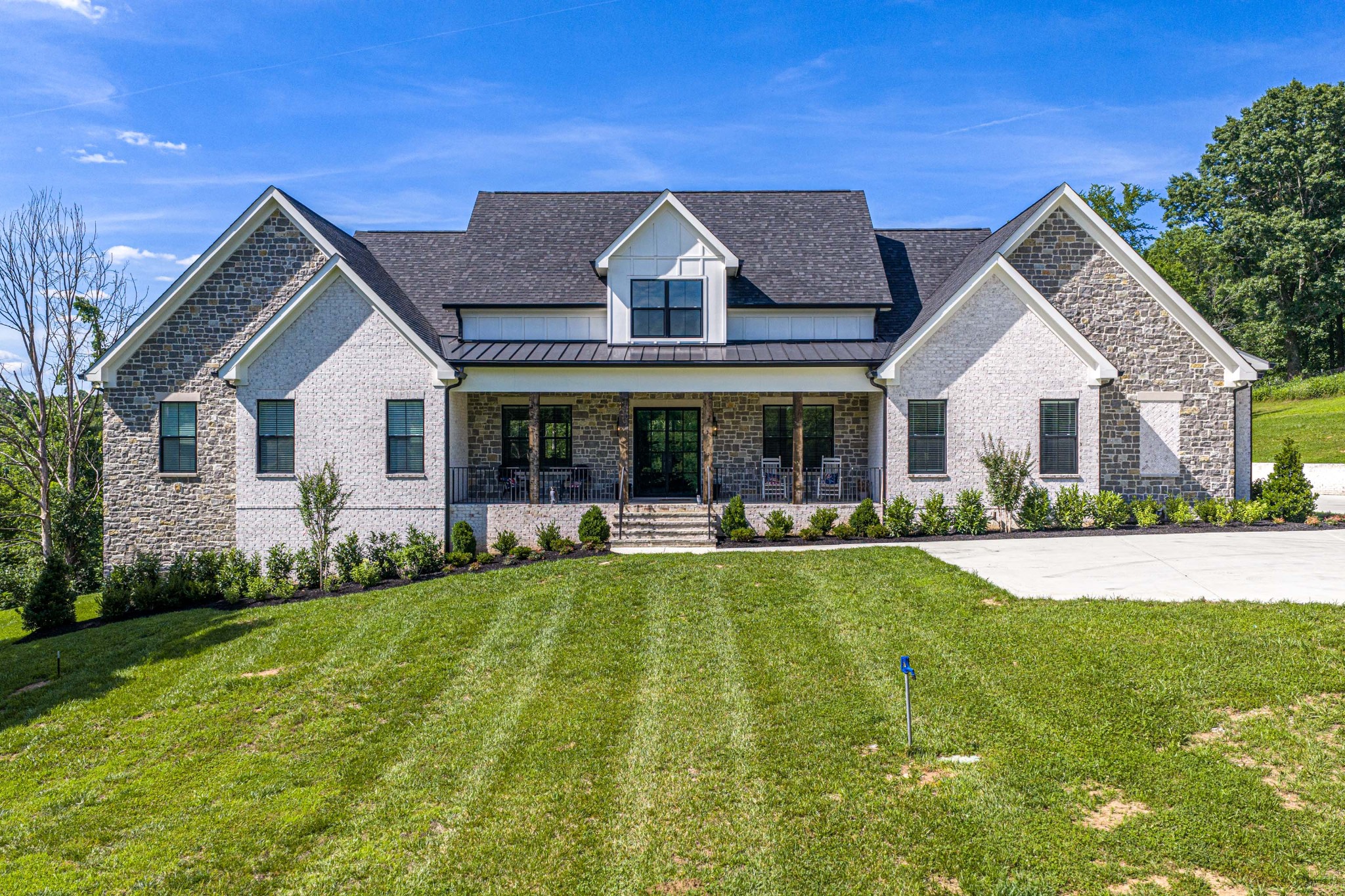 1500 Center Star Rd, Columbia, TN 38401