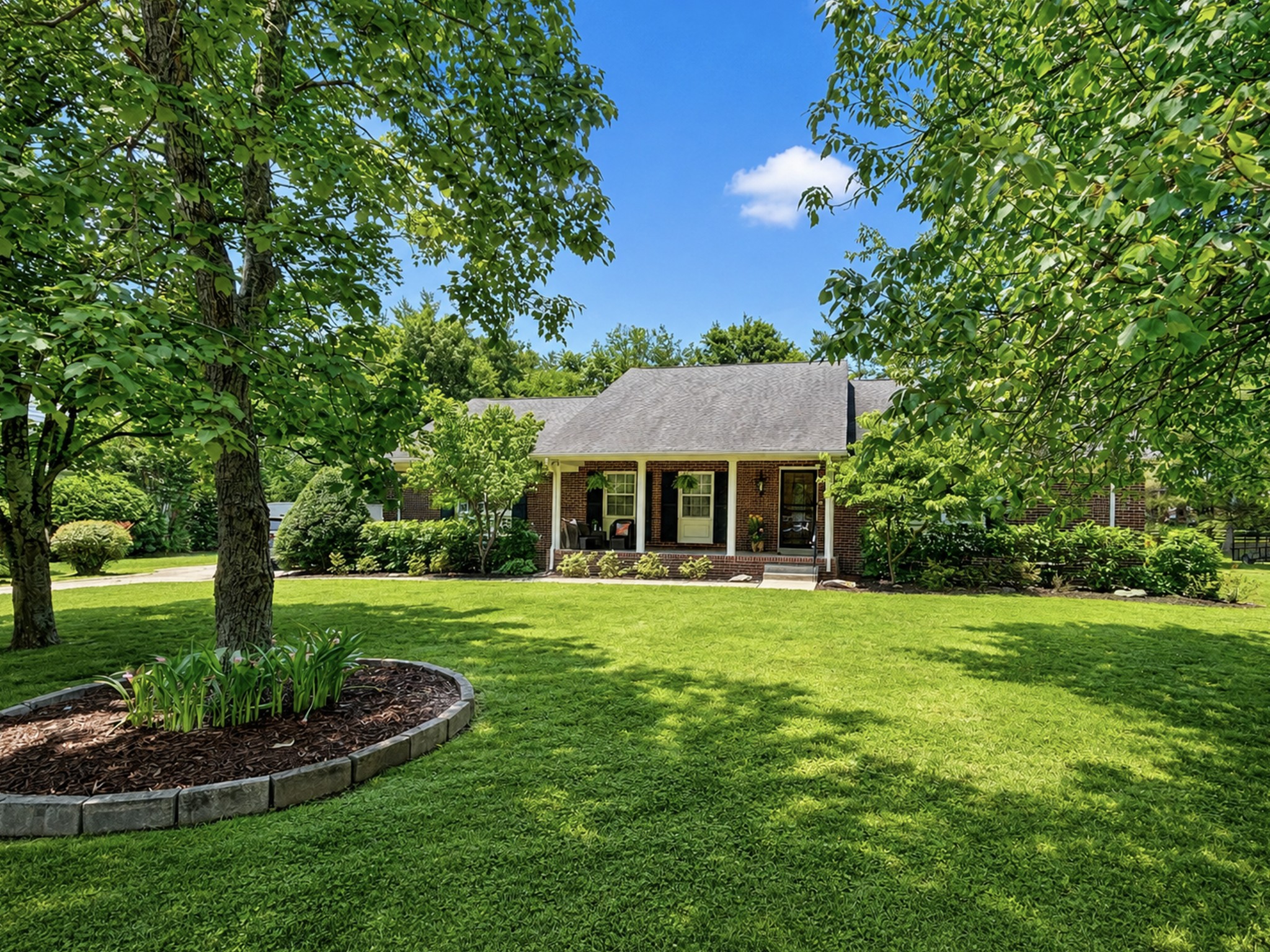 2137 Key Dr, Brentwood, TN 37027