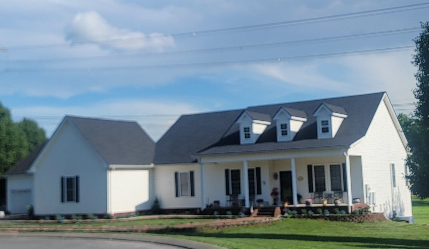 1004 Beacon Ct, Gallatin, TN 37066