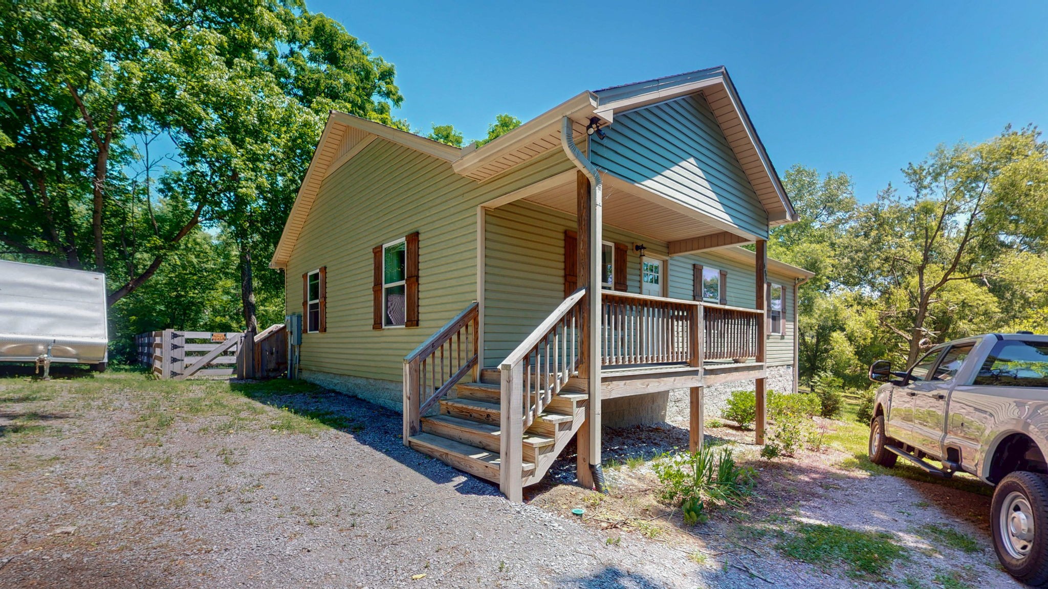 695 Hog Back Ridge Rd, Bethpage, TN 37022