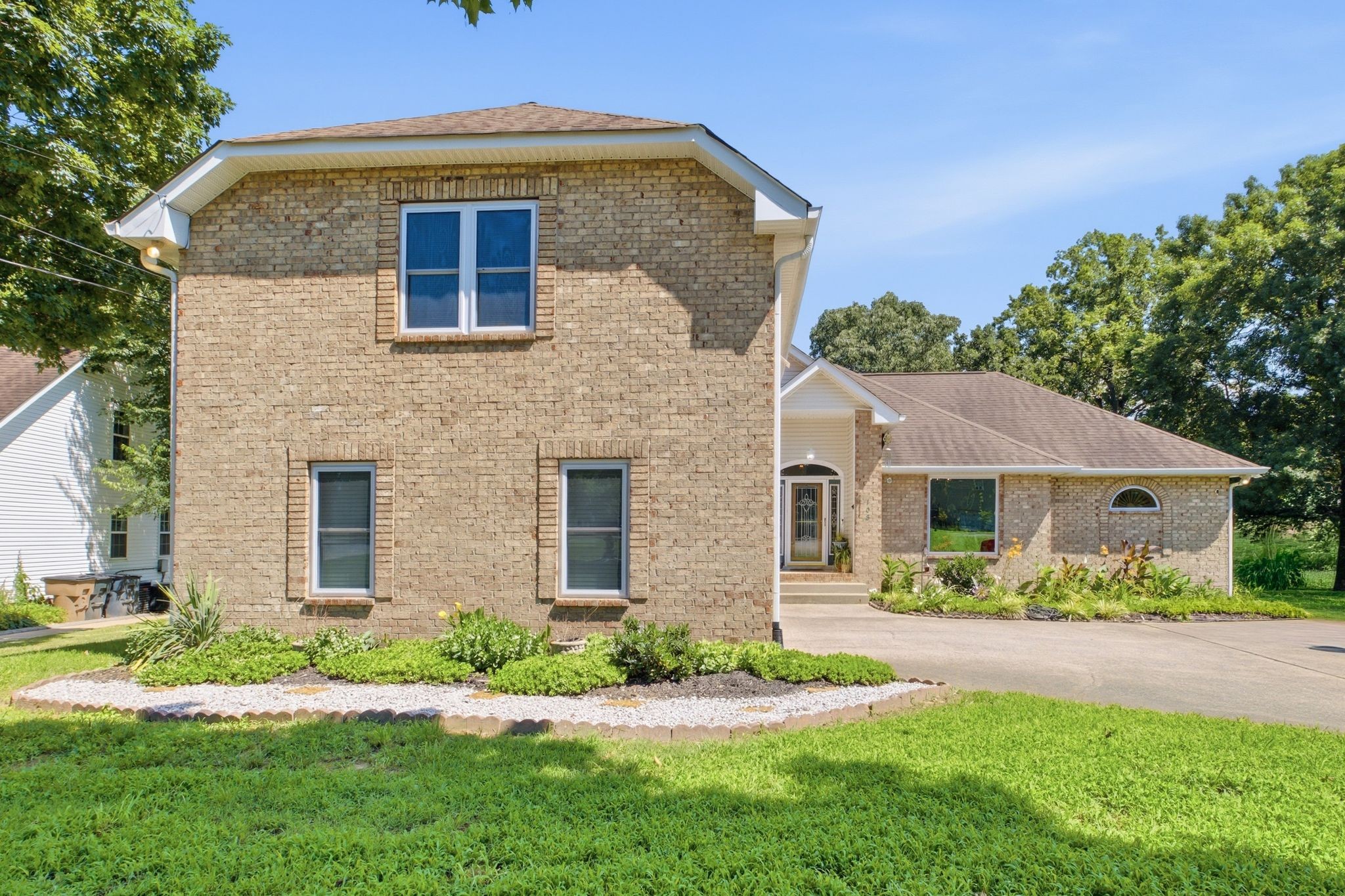 108 Buena Vista Ct, Nashville, TN 37218