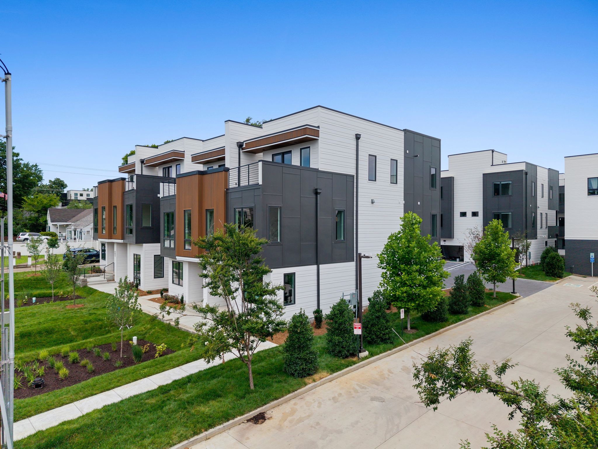600 Southgate Ave #A, Nashville, TN 37203