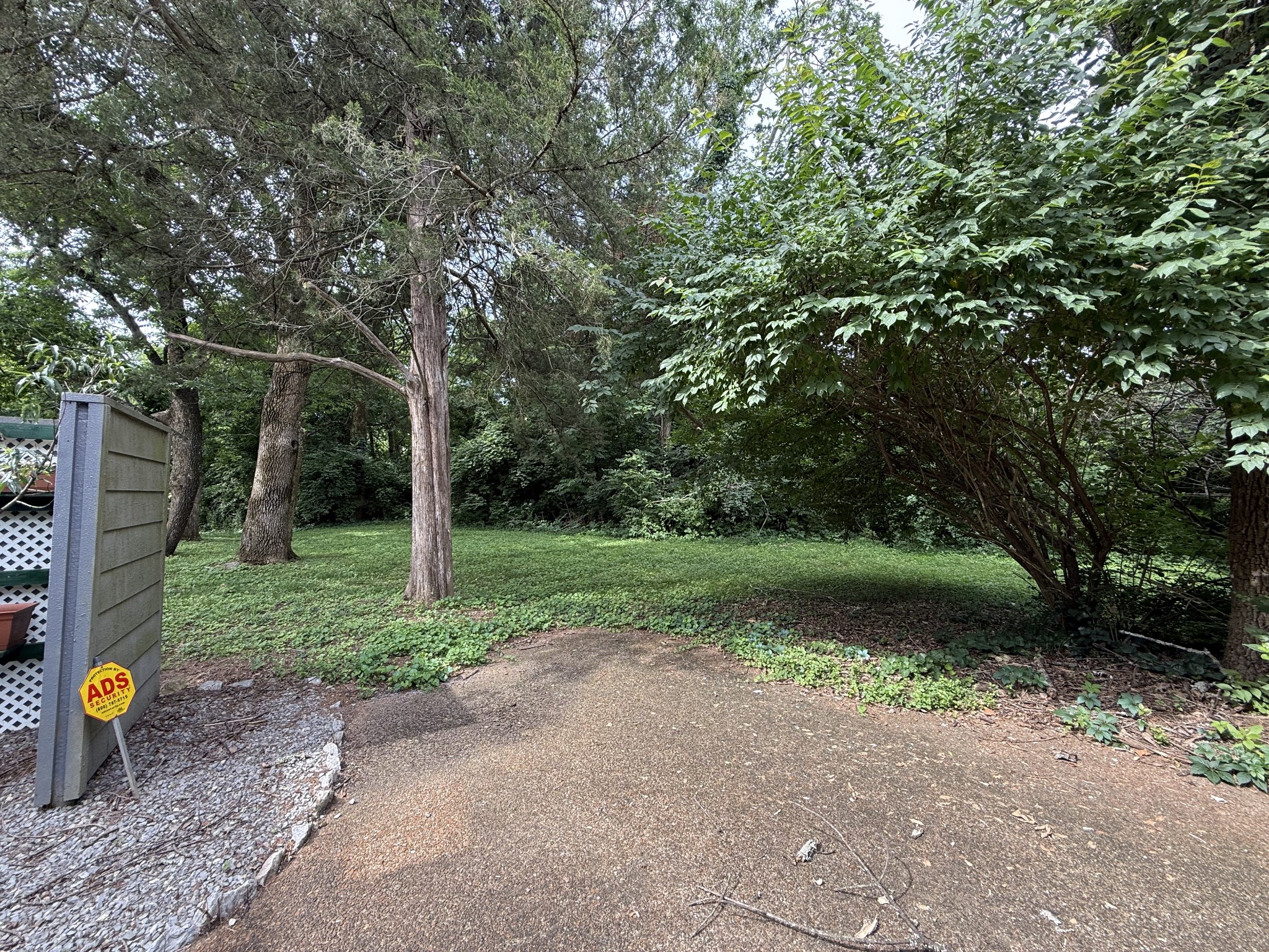 2013 Nashboro Blvd, Nashville, TN 37217