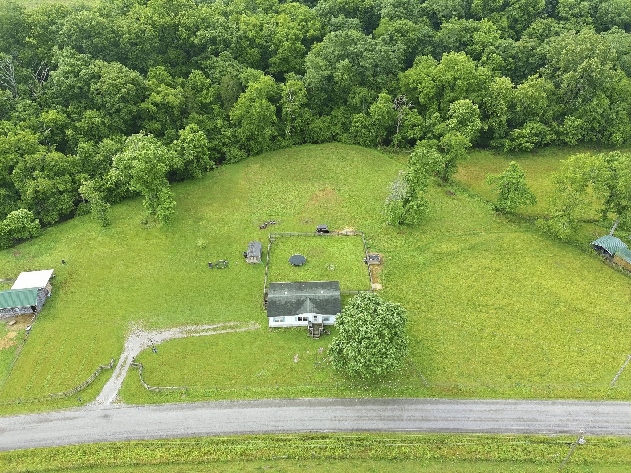 2907 Dodson Gap Rd, Culleoka, TN 38451