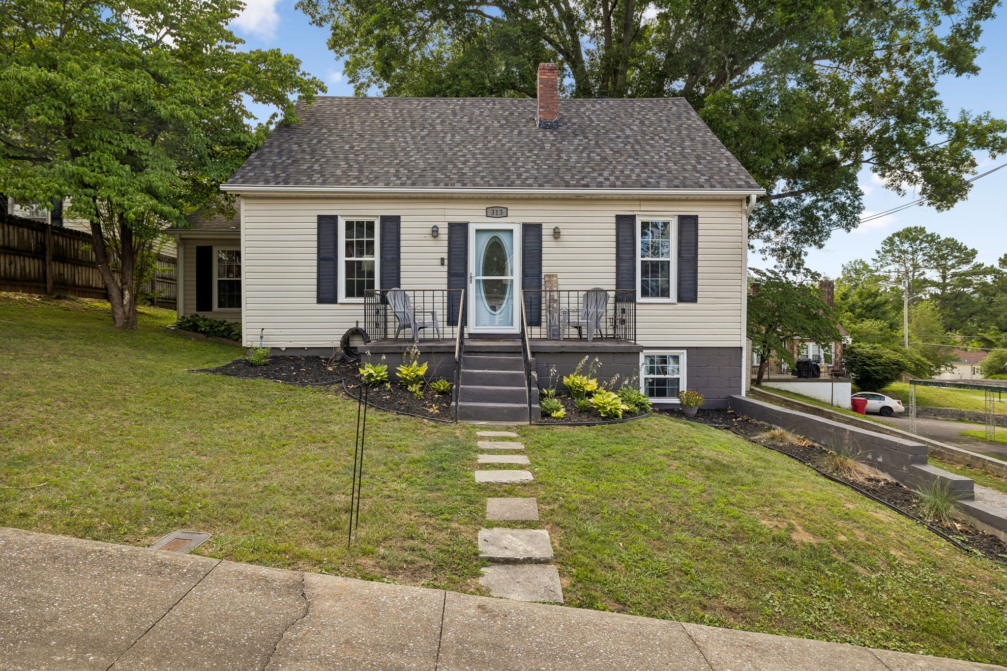 313 Cullum St, Carthage, TN 37030