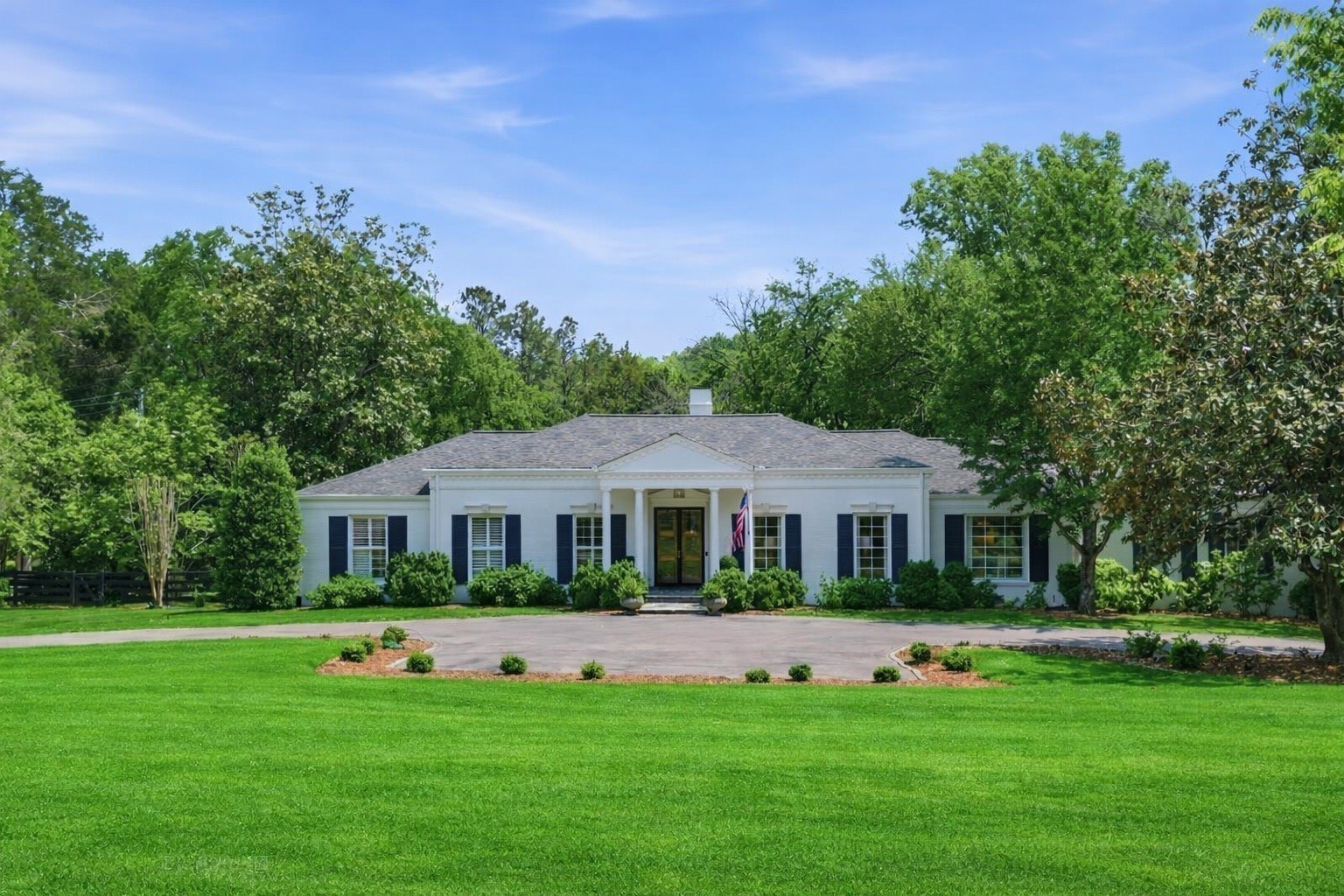 6228 Hillsboro Pike, Nashville, TN 37215