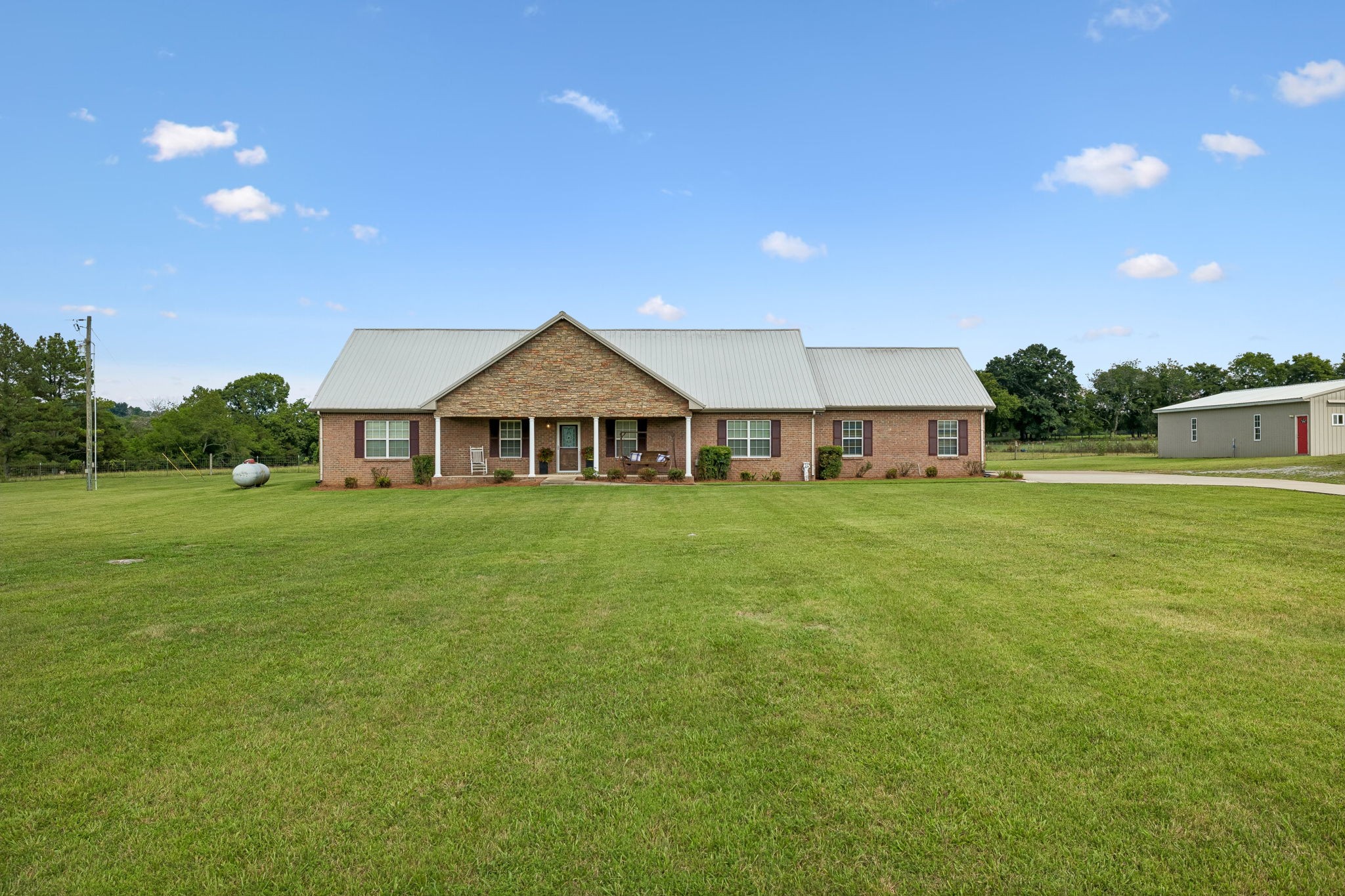 883 Centerville Rd, Lebanon, TN 37087