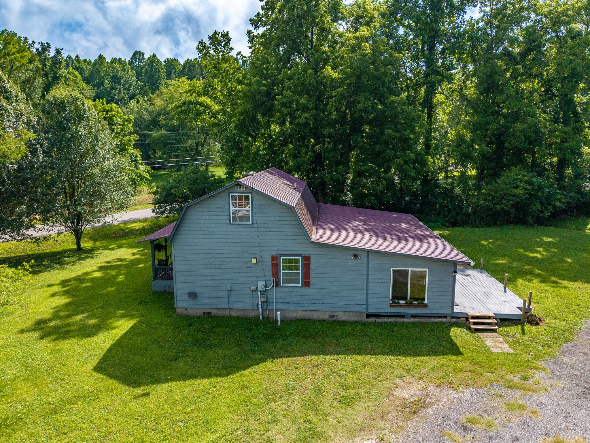 114 Greenhaven Cir, Dickson, TN 37055