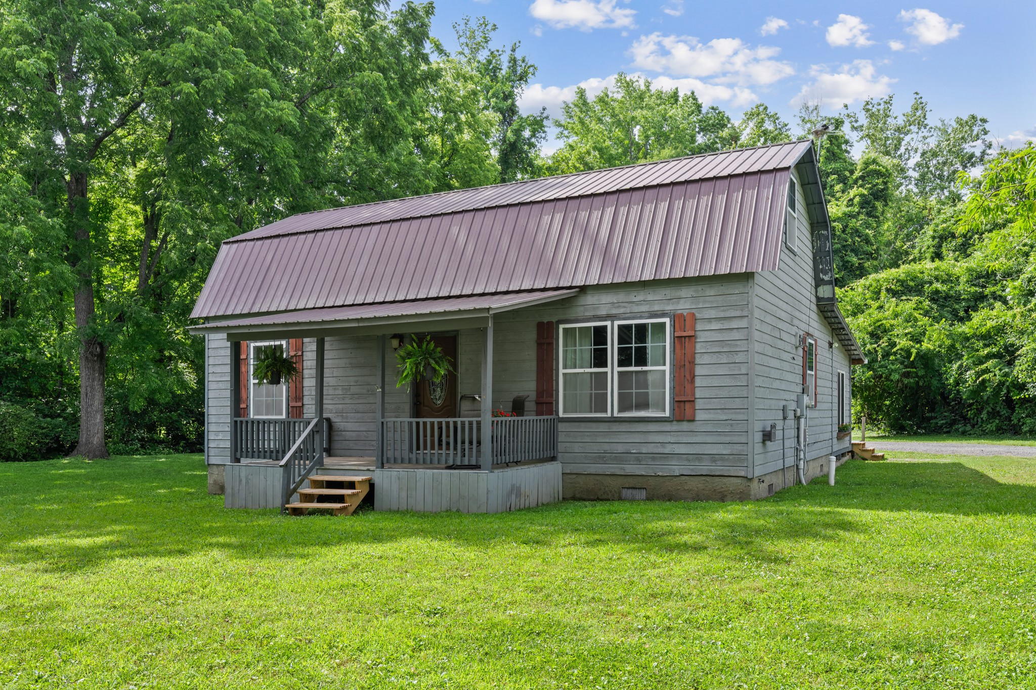 114 Greenhaven Cir, Dickson, TN 37055