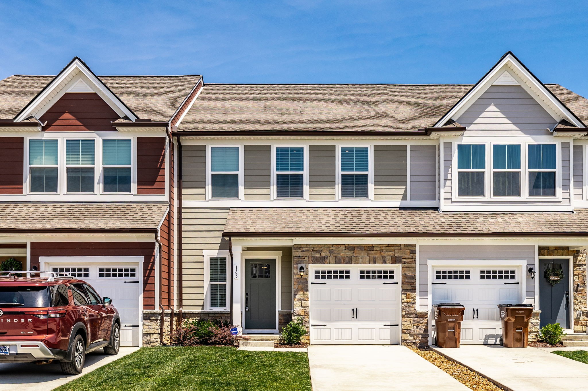 163 Primrose Ln, Gallatin, TN 37066