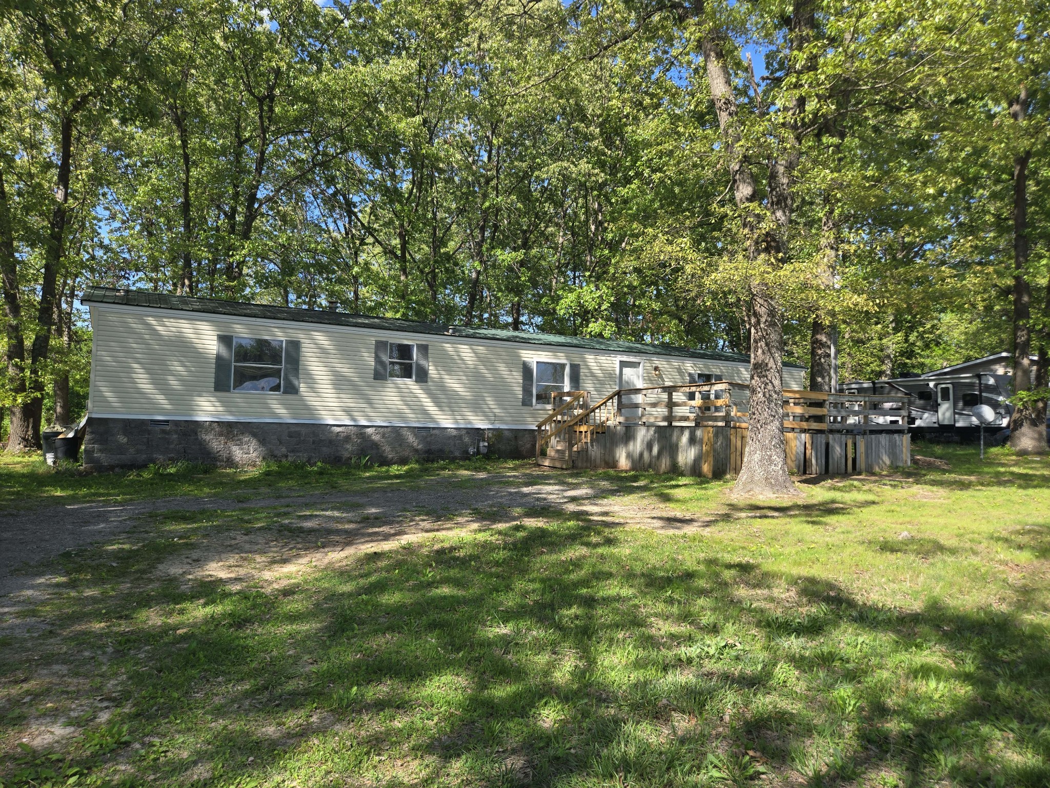 155 Breeder Rd, Portland, TN 37148