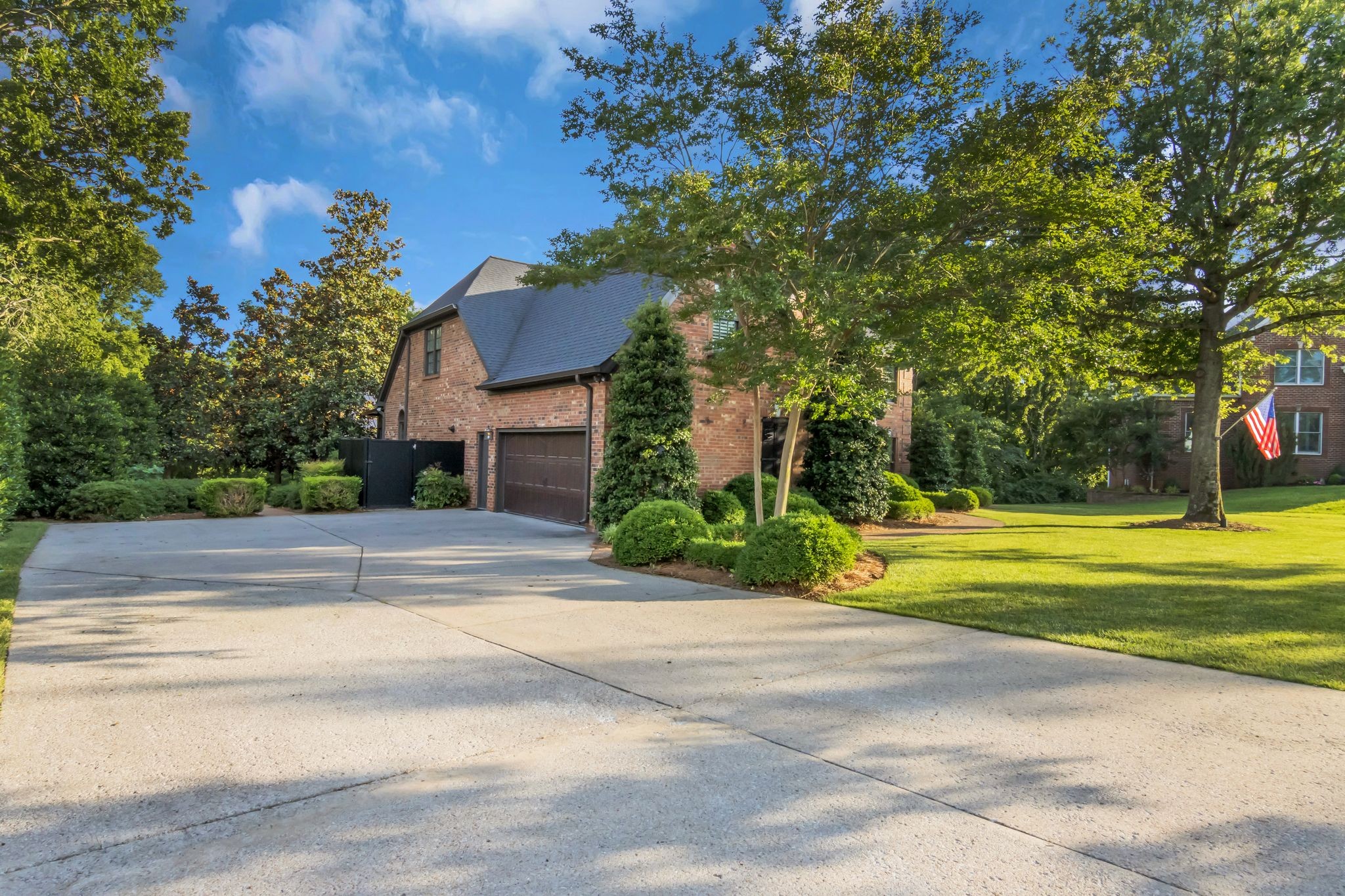 2239 Shannon Dr, Murfreesboro, TN 37129