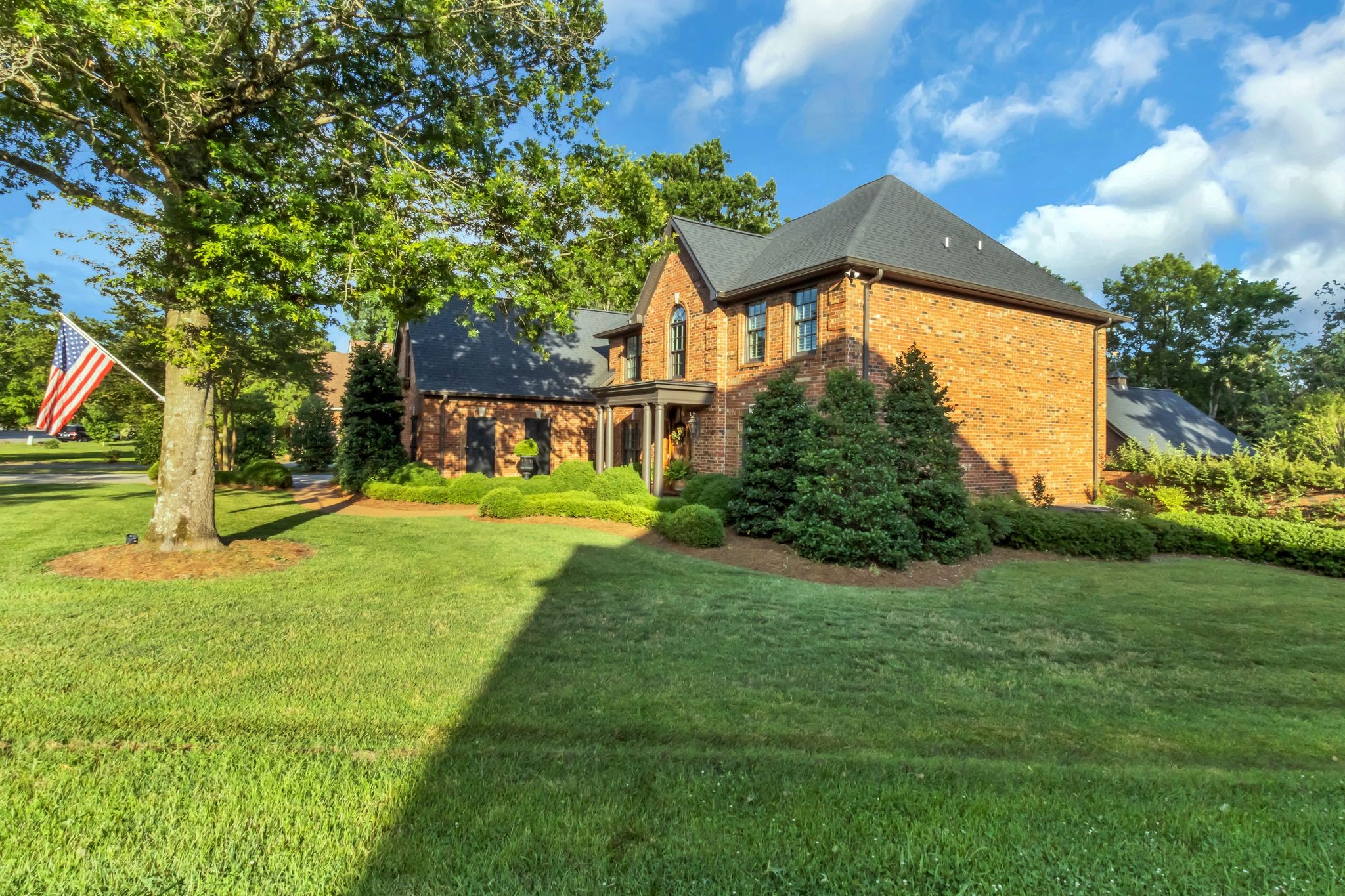2239 Shannon Dr, Murfreesboro, TN 37129