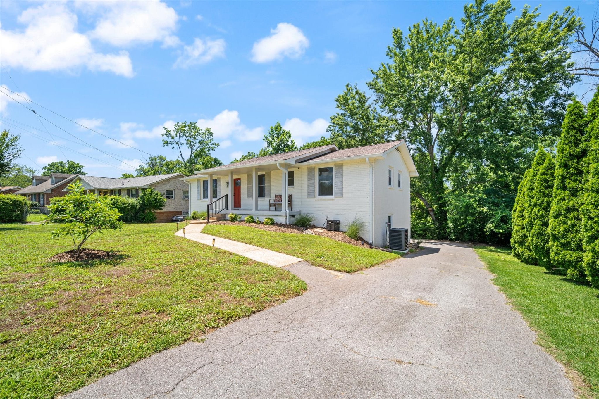 4848 Whittier Dr, Old Hickory, TN 37138