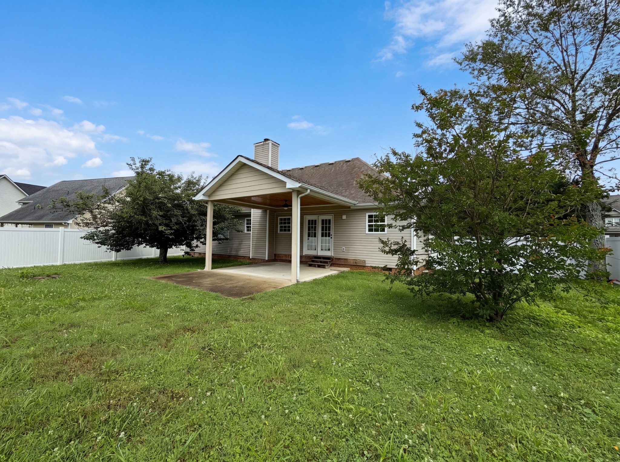 842 Fleming Farms Dr, Murfreesboro, TN 37128