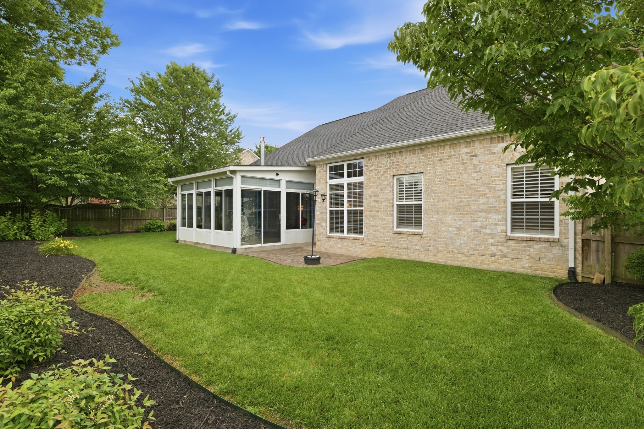 1097 Nealcrest Cir, Spring Hill, TN 37174