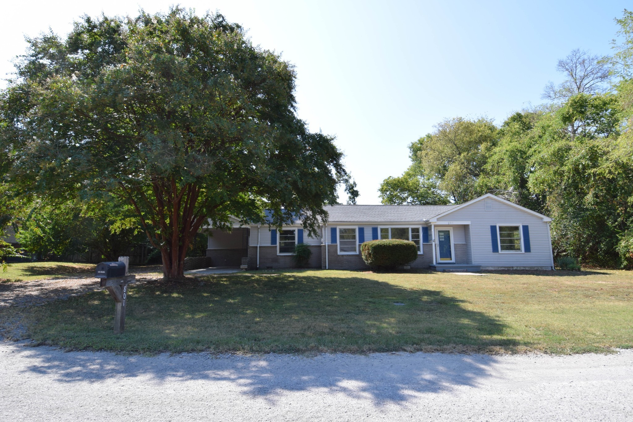801 Hart St, Gallatin, TN 37066