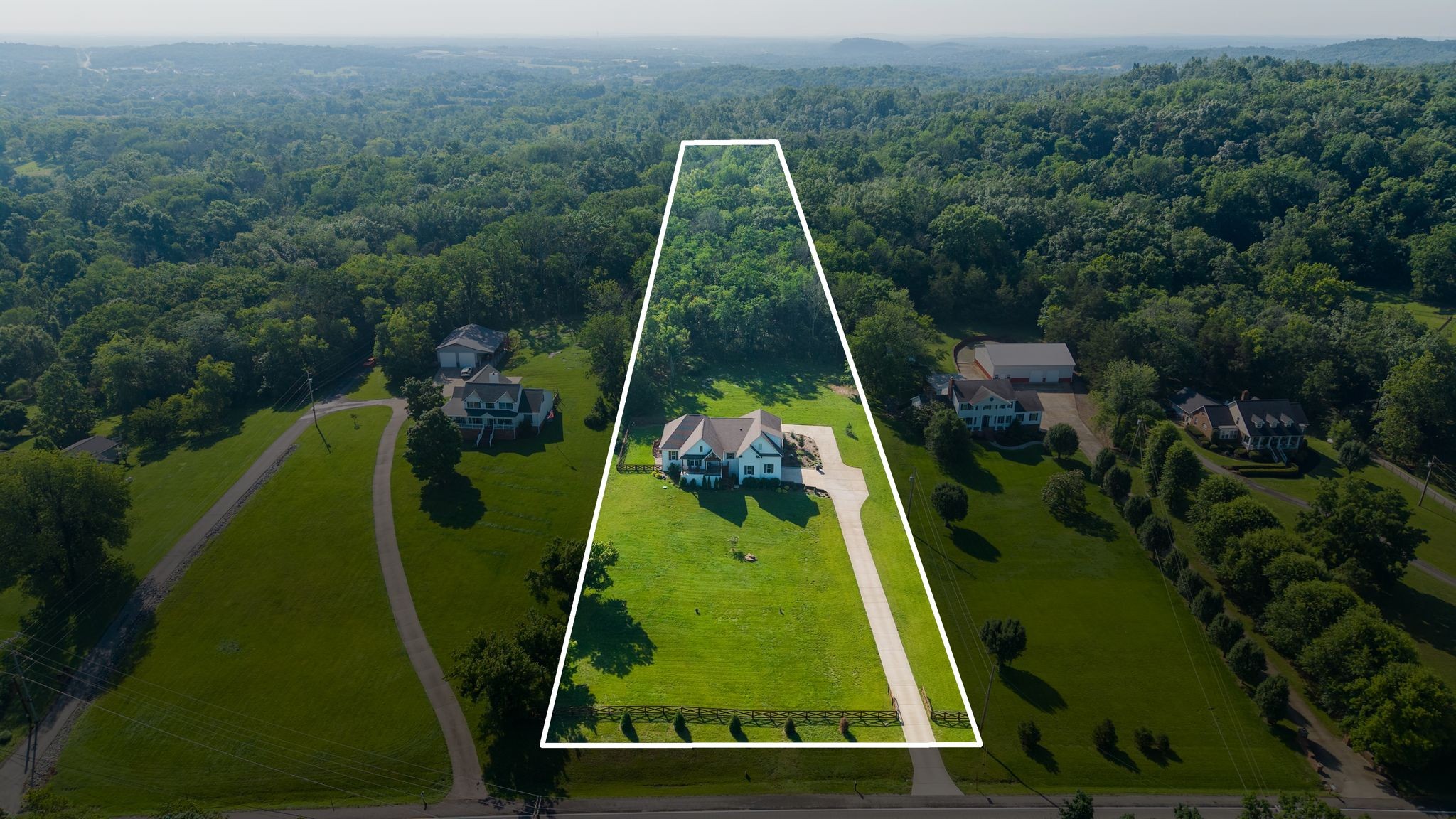 2591 Long Hollow Pike, Hendersonville, TN 37075
